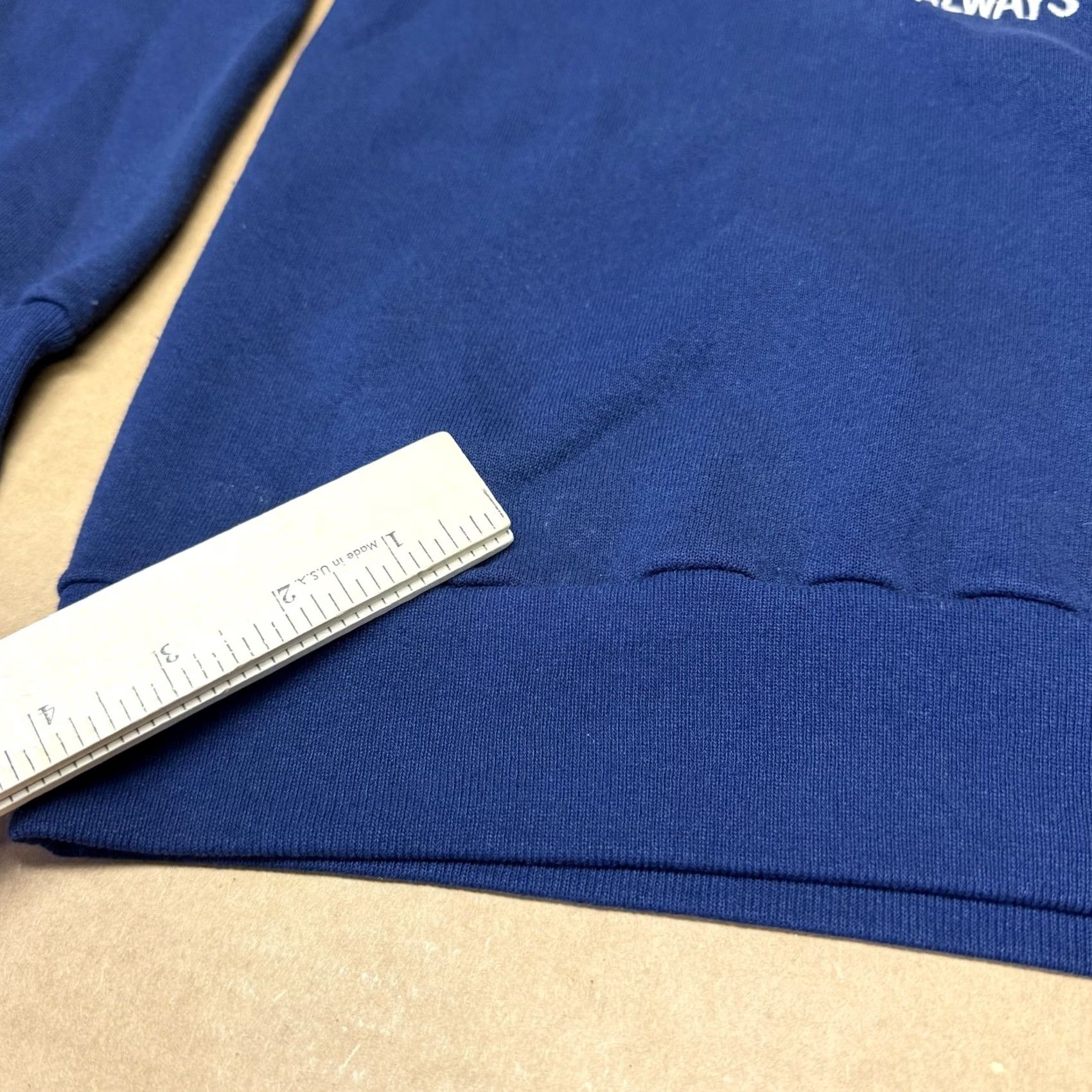 Vintage VINTAGE Cheek-O Sweatshirt Womens L Blue Grandmas Patch Things Up Graphic Sweatshirt Size L / US 10 / IT 46 - 3 Thumbnail