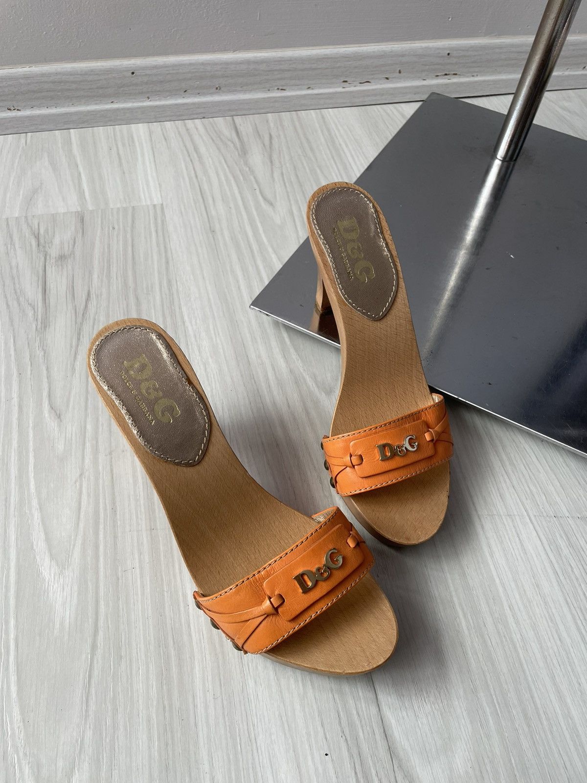 Dolce & Gabbana Dolce Gabbana mules Size US 6.5 / IT 36.5 - 20 Thumbnail