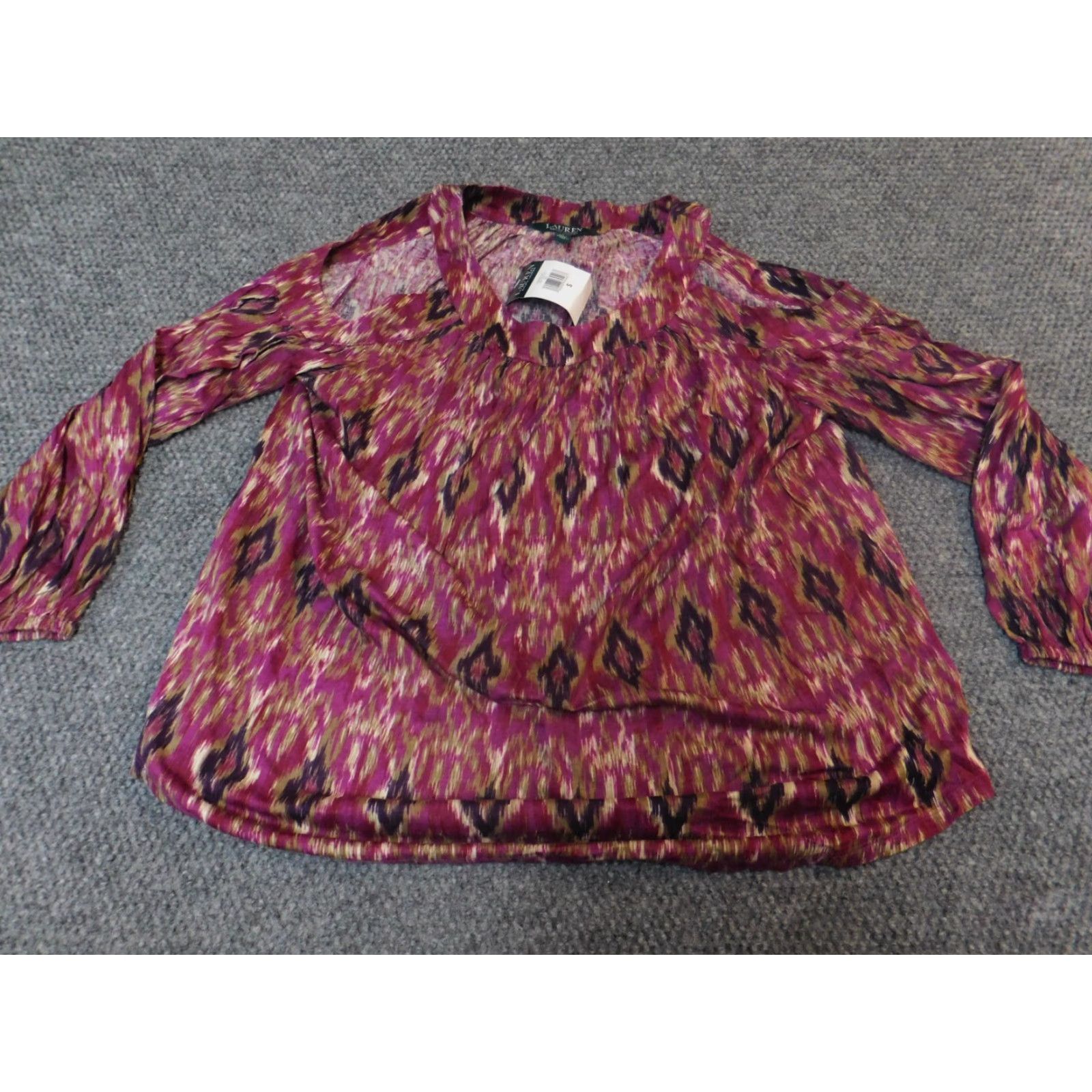 Ralph Lauren Lauren Ralph Lauren Blouse Shirt Womens Small Red V-Neck Pullover Geometric Cotton Rayon Modal Stretch Casual Size S / US 4 / IT 40 - 2 Thumbnail