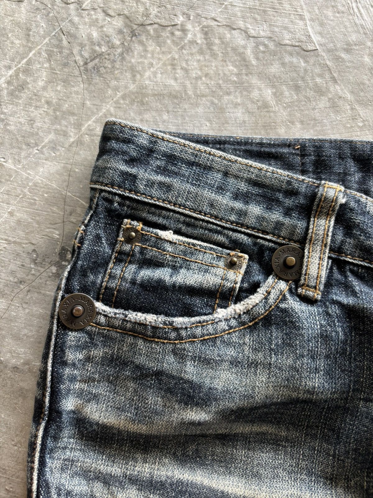 Japanese Brand sick flared maraxia japanese punk grunge flower backpocket Size 31" - 11 Thumbnail