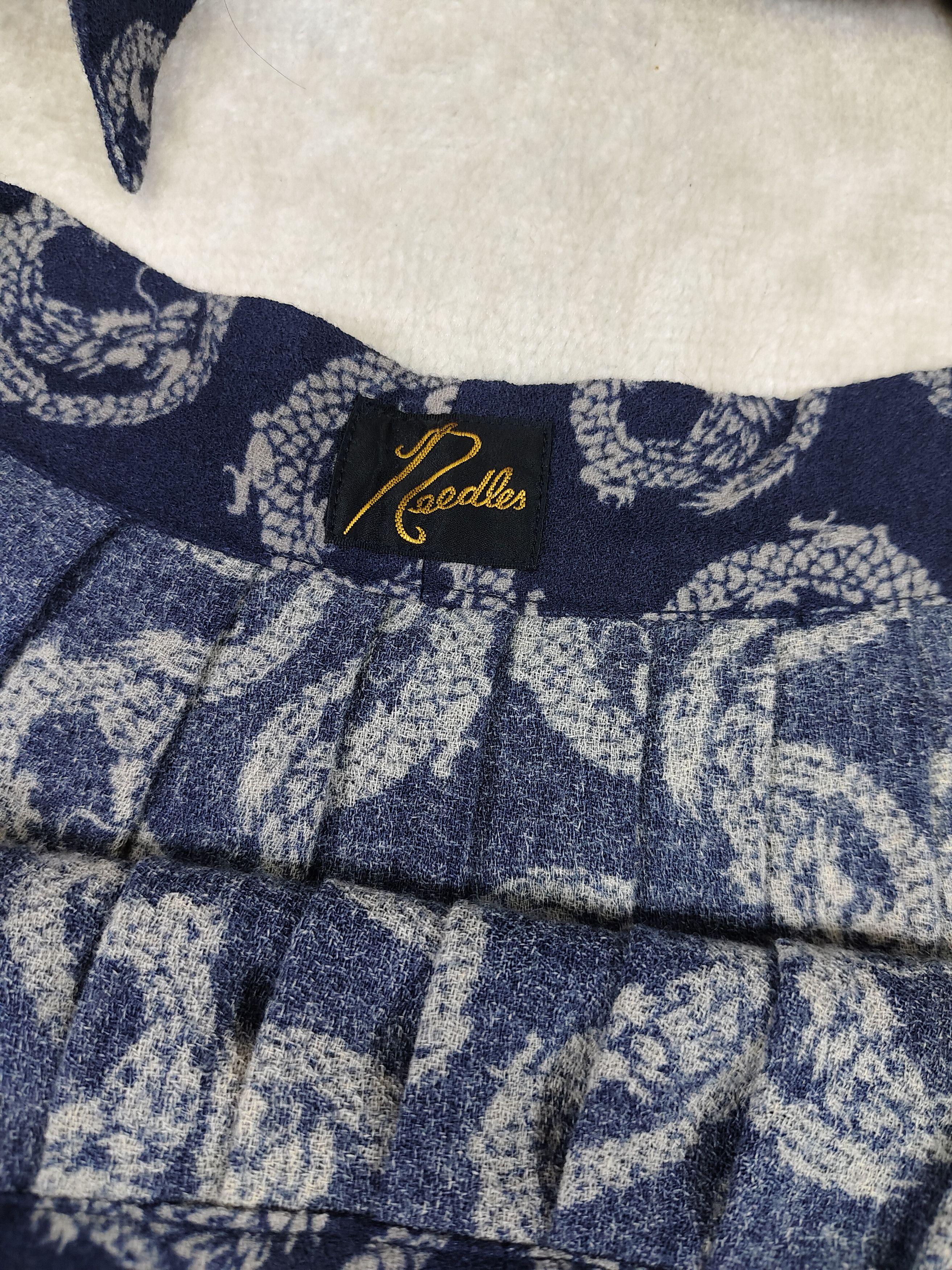 Needles RARE Needles🇯🇵Dragon Crest Wrap Pleated Kimono Style Skirt Size 32" / US 10 / IT 46 - 4 Thumbnail