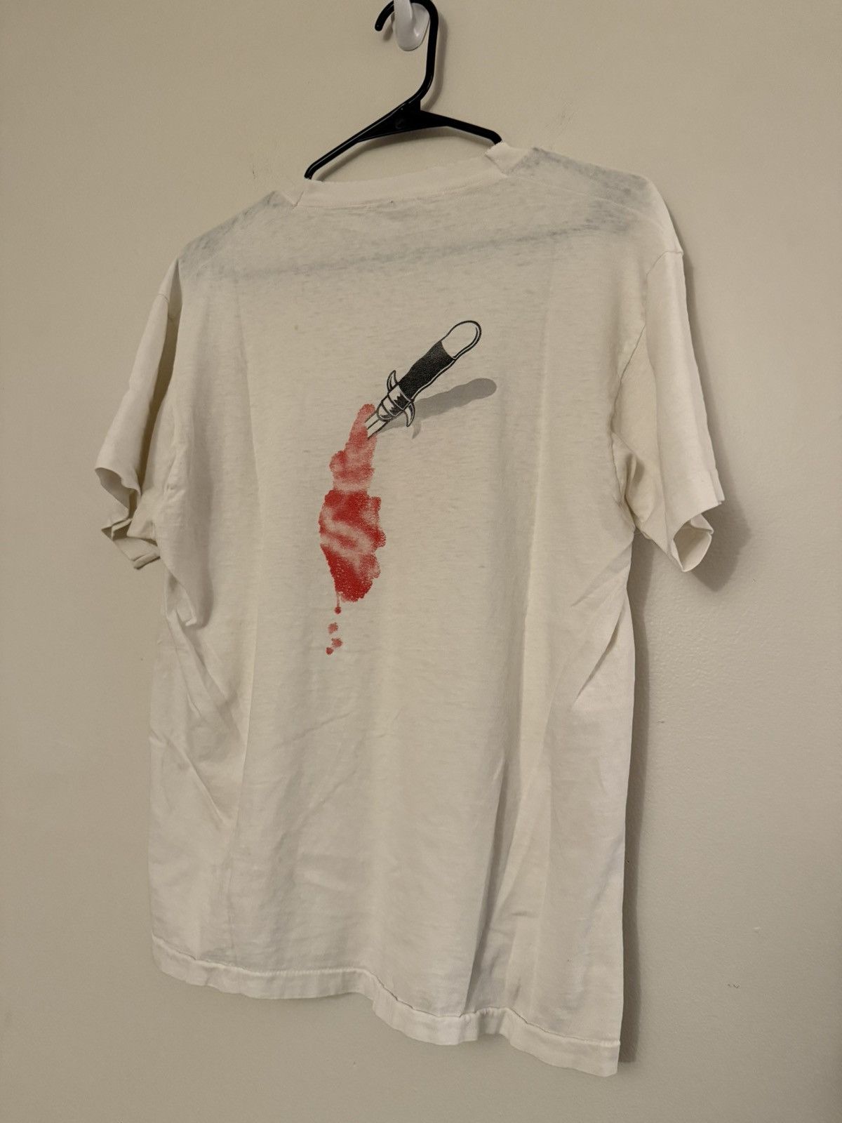 Vintage 90’s THRASHED Murder Mystery Backstabber T-Shirt Size US L / EU 52-54 / 3 - 4 Thumbnail
