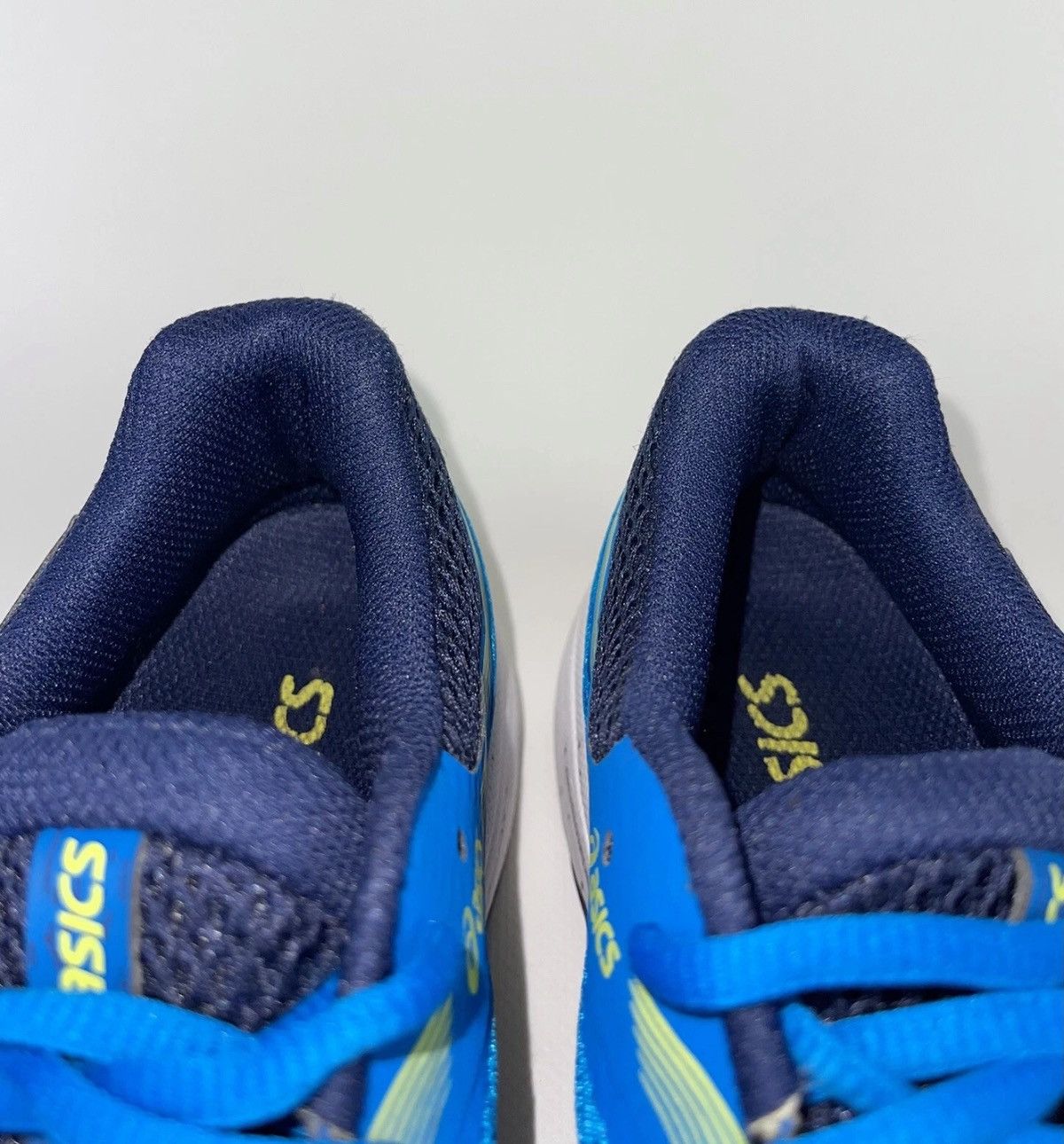 Asics ASICS GT-1000 Running Low Top Light Sneakers Shoes Blue Top Size US 5 / IT 35 - 8 Thumbnail