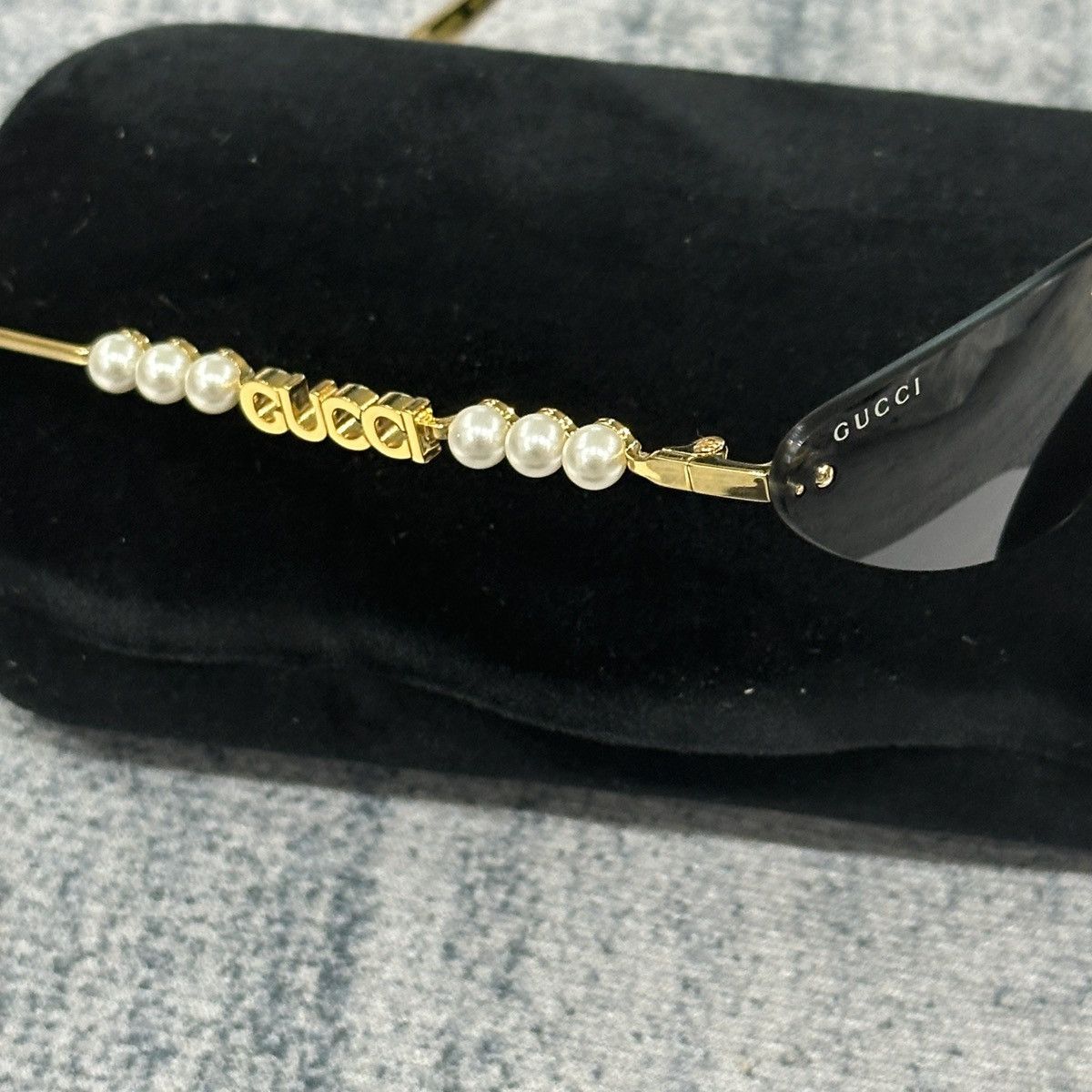 Gucci GUCCI GG1920S 001 SUNGLASSES Size ONE SIZE - 5 Thumbnail