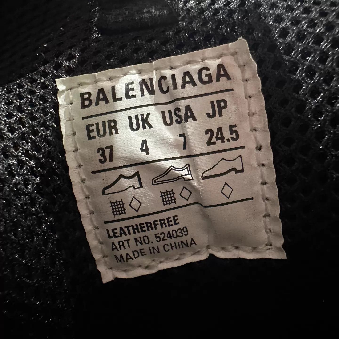 Balenciaga Balenciaga Triple S Distressed 99 New 37 Size US 6.5 / IT 36.5 - 7 Thumbnail