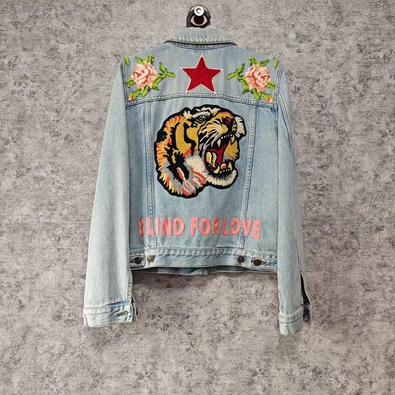 Gucci Gucci Tiger Head Denim Jacket Size S / US 4 / IT 40 - 2 Thumbnail