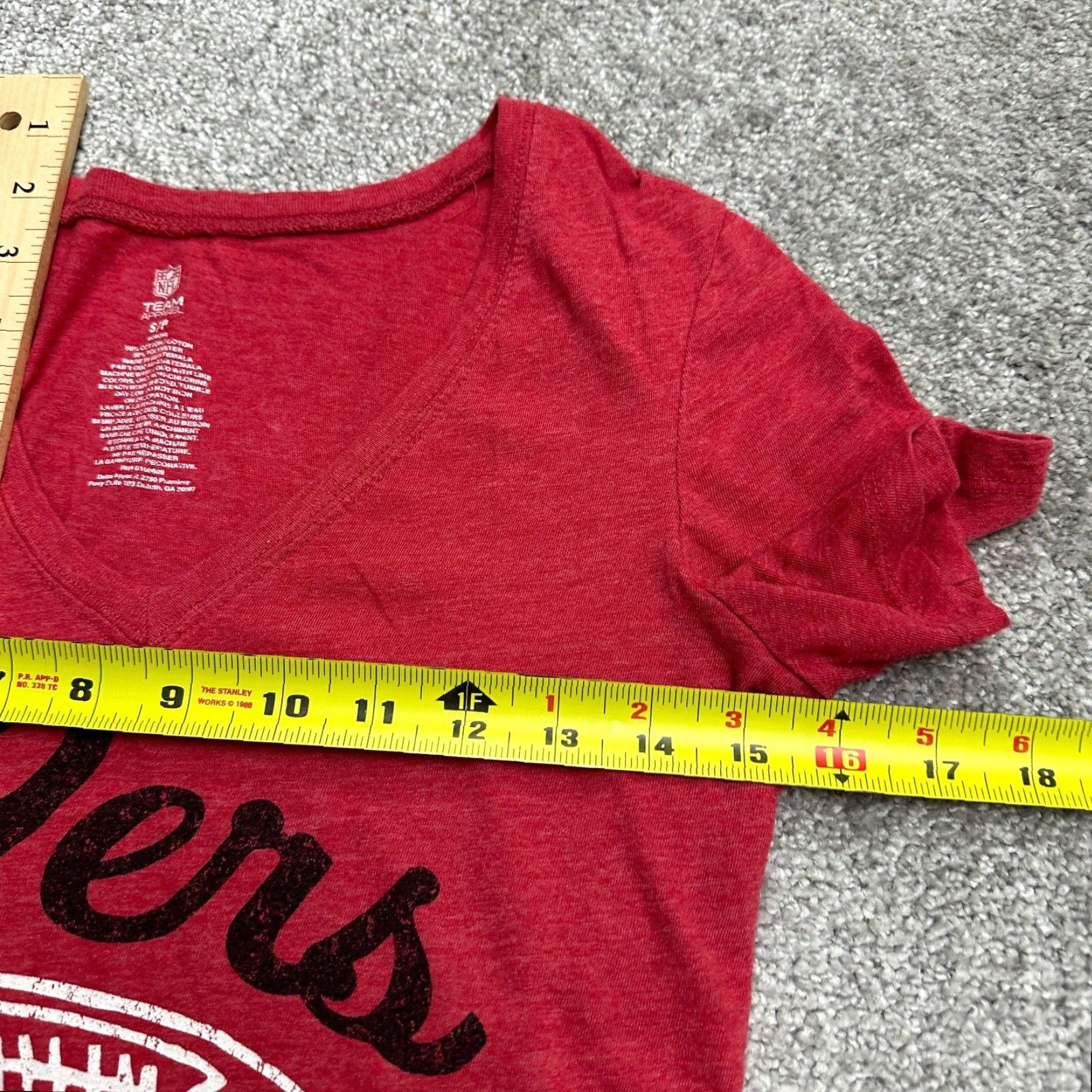 NFL Team Apparel NFL Shirt Womens Small Red V-Neck San Francisco 49ers Football Size S / US 4 / IT 40 - 7 Thumbnail