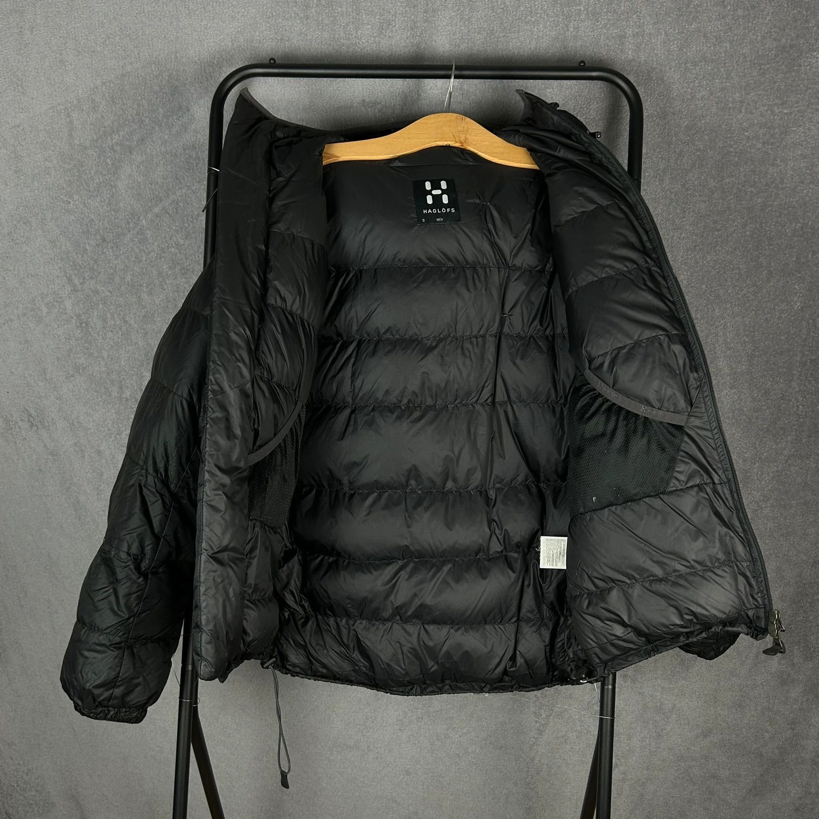 Designer × Haglofs Haglofs Belay II puffer jacket with hood black mini print Size US S / EU 44-46 / 1 - 7 Thumbnail