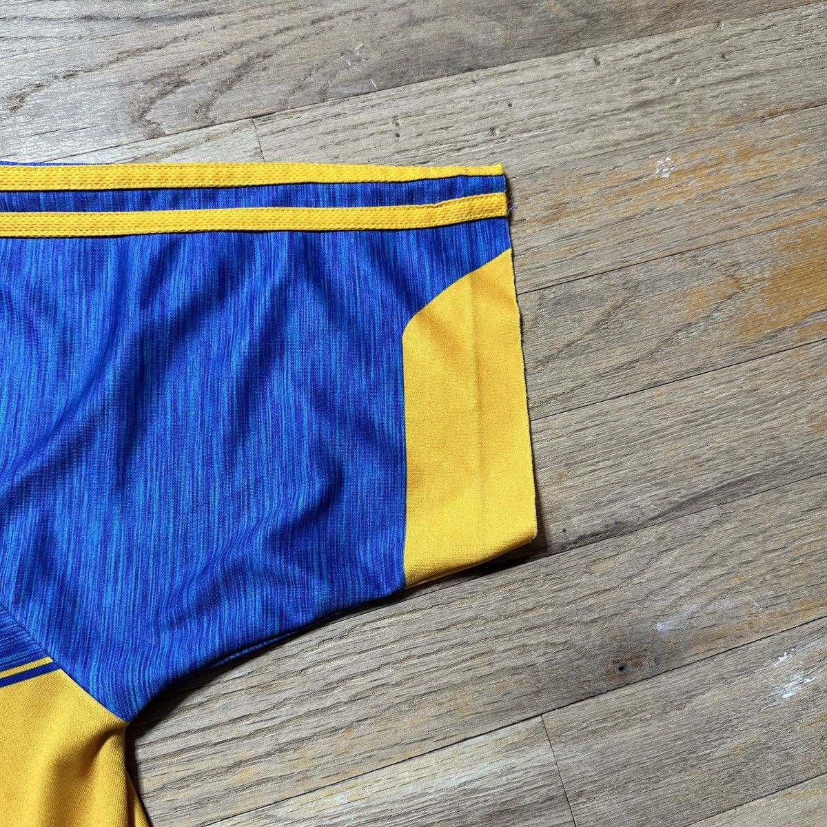 O'Neills Tipperary County jersey Size US M / EU 48-50 / 2 - 4 Thumbnail