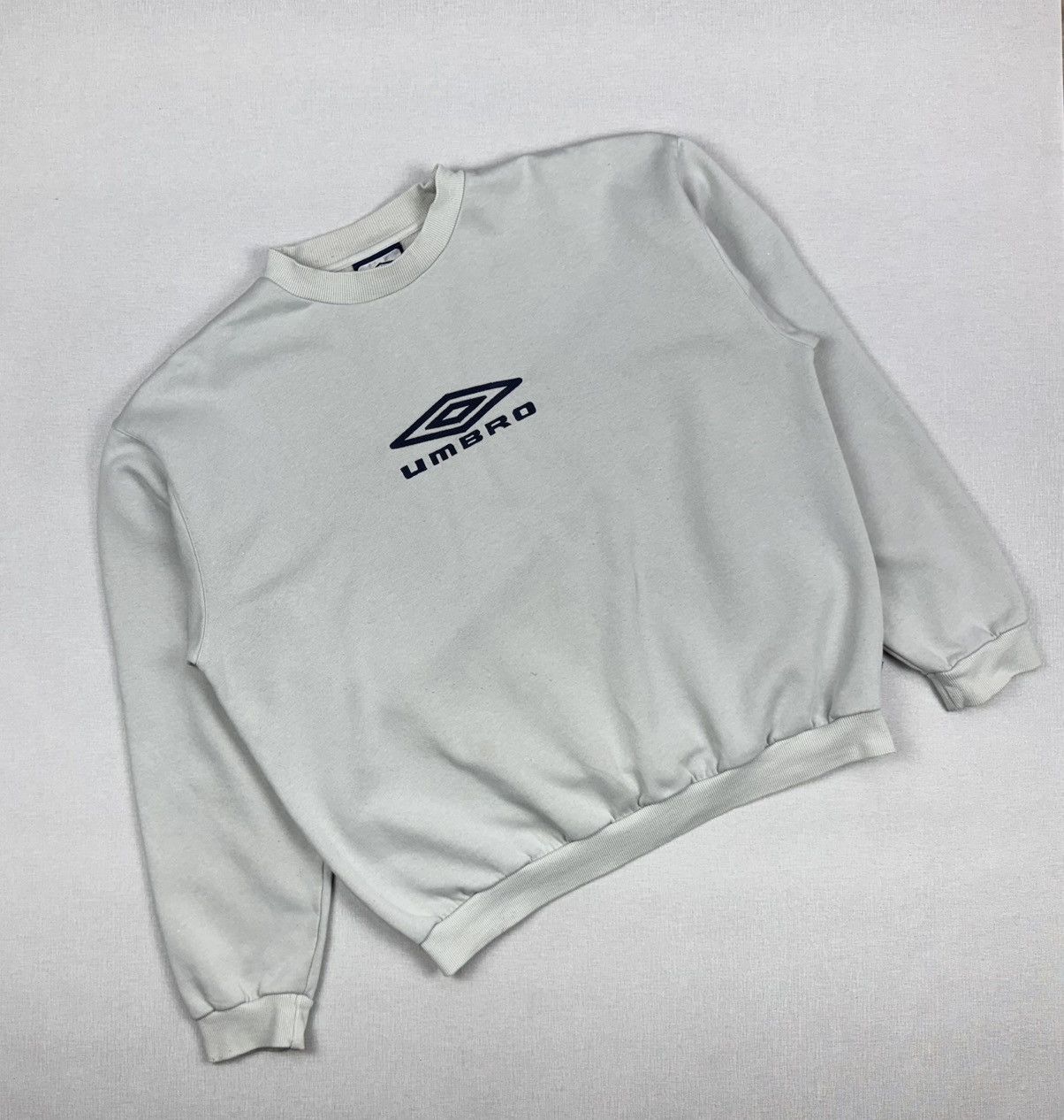 Umbro × Vintage Men’s Vintage UMBRO Retro 90’ Oversized Crew Neck Sweatshirt Size US XL / EU 56 / 4 - 1 Thumbnail