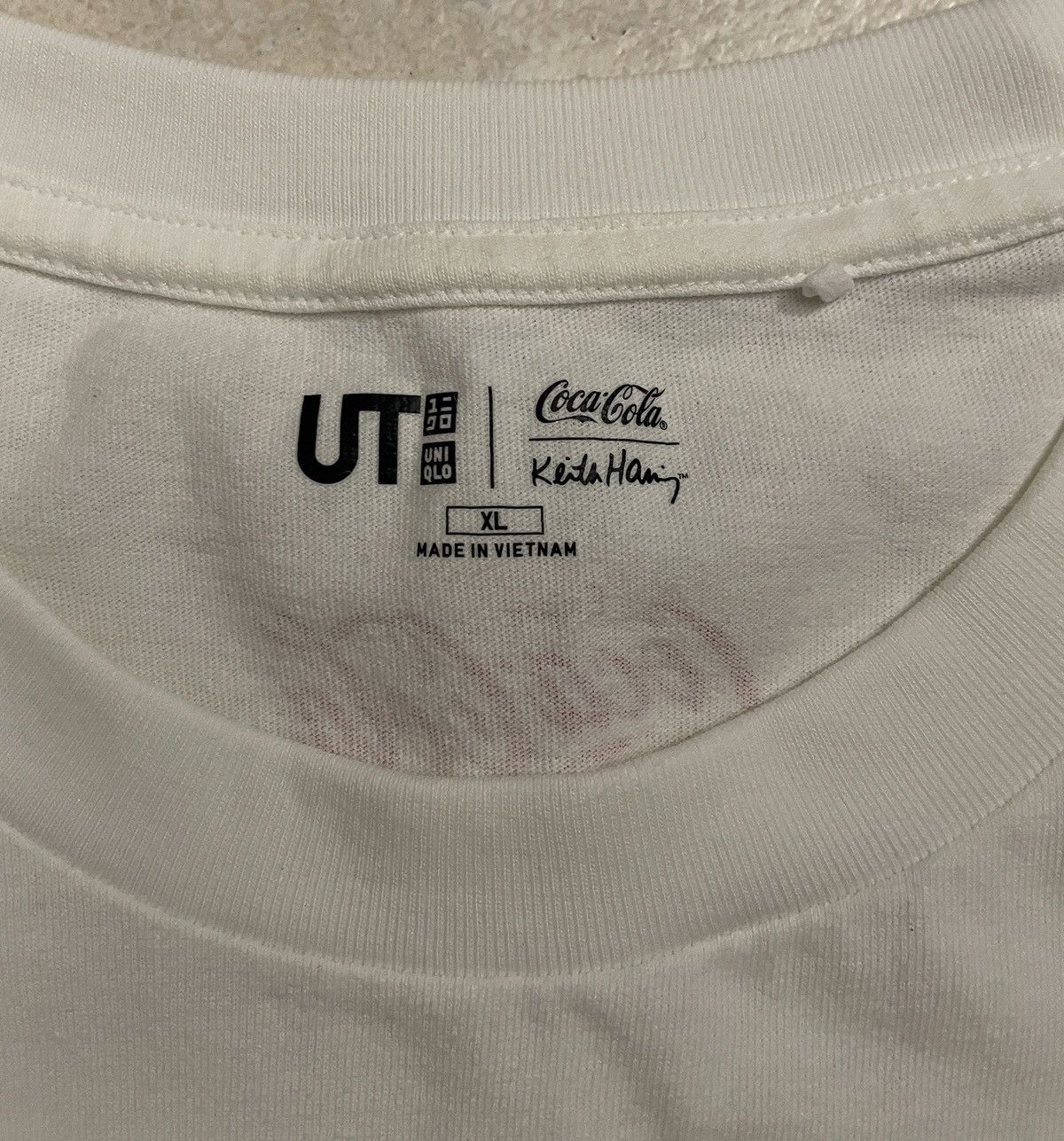 Uniqlo UNIQLO Keith Haring X Coca-Cola T shirt Size US XL / EU 56 / 4 - 5 Thumbnail