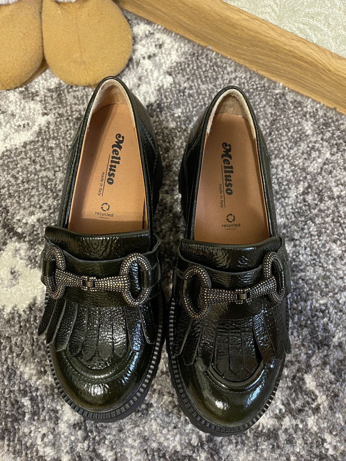 Other Melluso Italy Women’s Loafers EU 37.5 Green Patent Leather Size US 7.5 / IT 37.5 - 5 Thumbnail