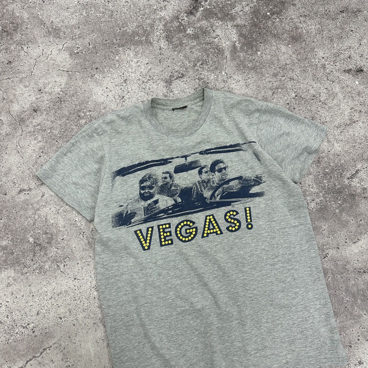 Vintage Vintage 2009 Hangover Las Vegas Promo tee rare movie humor Size US L / EU 52-54 / 3 - 3 Thumbnail