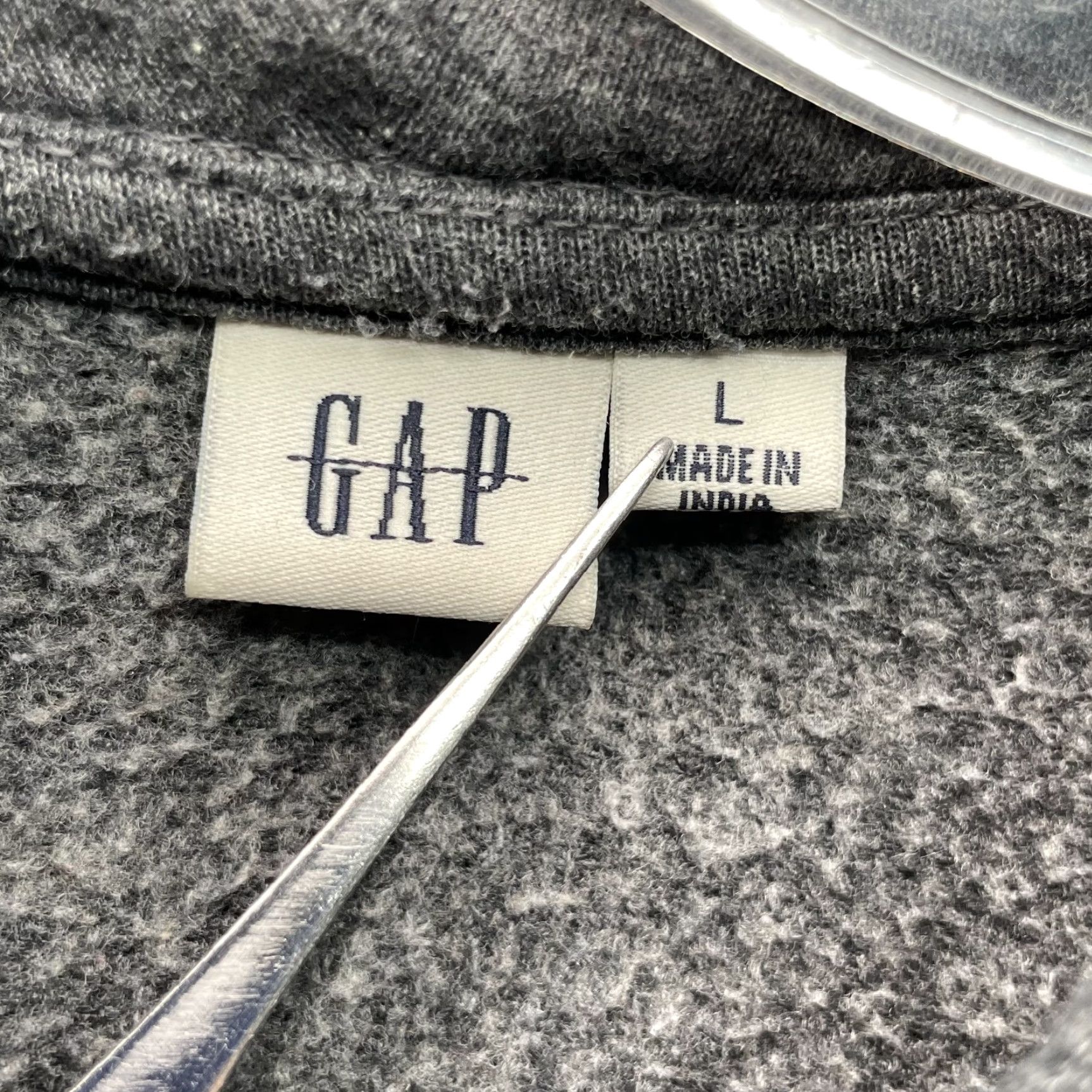Gap VINTAGE Gap Hoodie Large Gray Sportswear Retro Academia Surf Skateboard Y2k 90's Preppy Shirt Mens Lace? Size US L / EU 52-54 / 3 - 4 Thumbnail