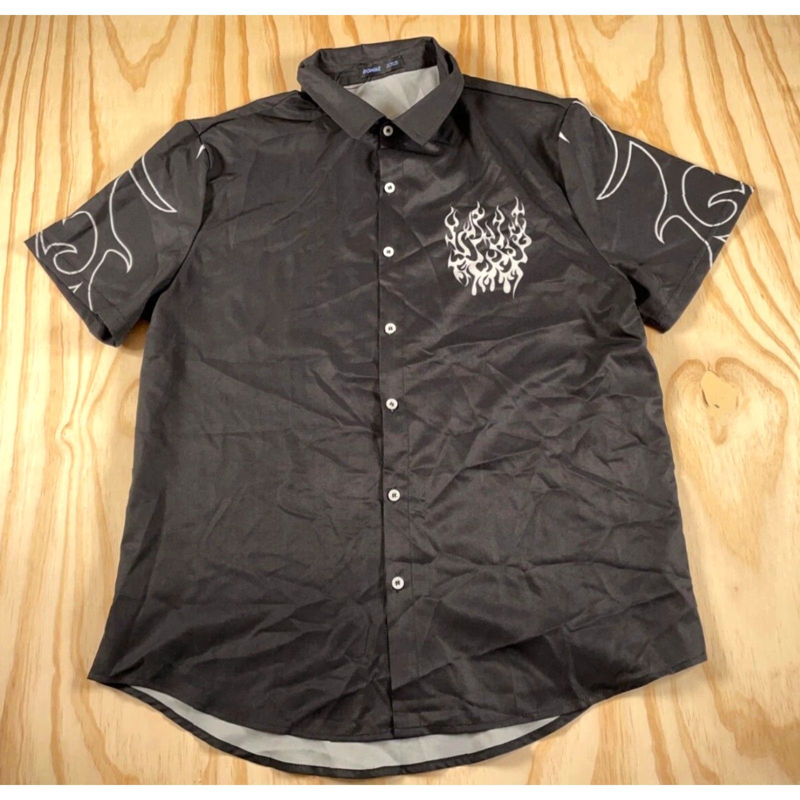 Vintage Y2K Style Skull Flame Print Shirt Adult Medium Black Rocker Metal Dark Side Mens Size US M / EU 48-50 / 2 - 2 Thumbnail