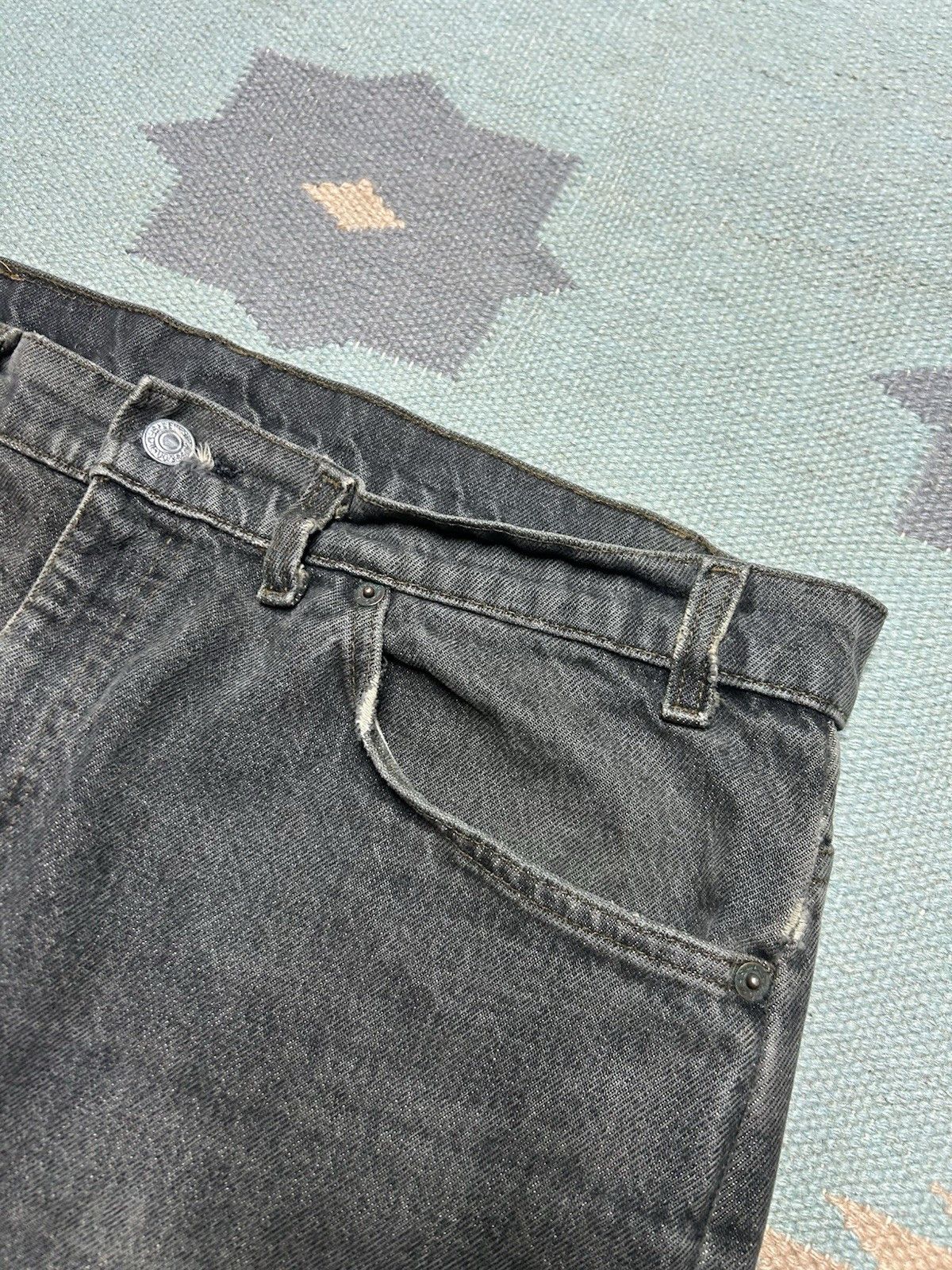Vintage Vtg 90s Levis 505 jeans faded black distress straight 36x29 Size US 36 / EU 52 - 11 Thumbnail
