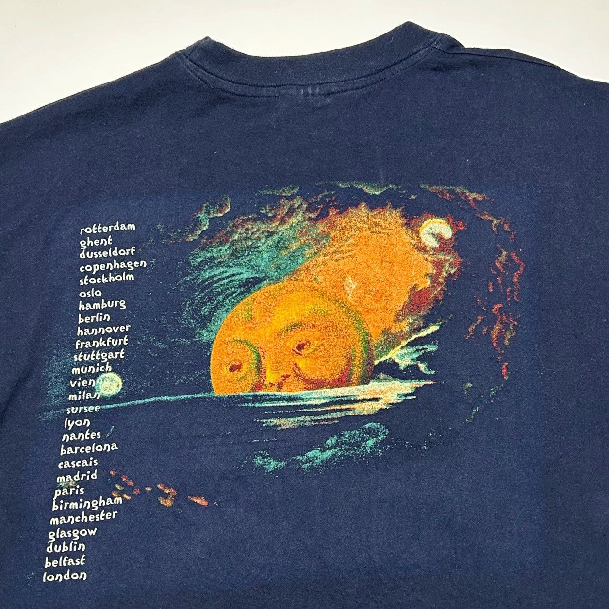 Band Tees Vintage 1995 Smashing Pumpkins Mellon Collie Euro Tour Tee Size US XL / EU 56 / 4 - 13 Thumbnail