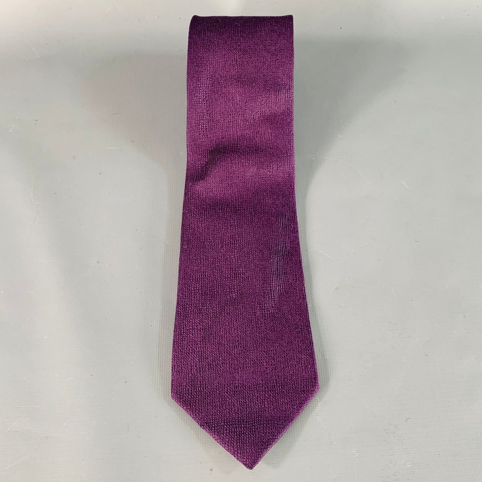 Valentino VALENTINO Purple Saffiano Crosshatch Textured Silk Tie Size ONE SIZE - 3 Thumbnail
