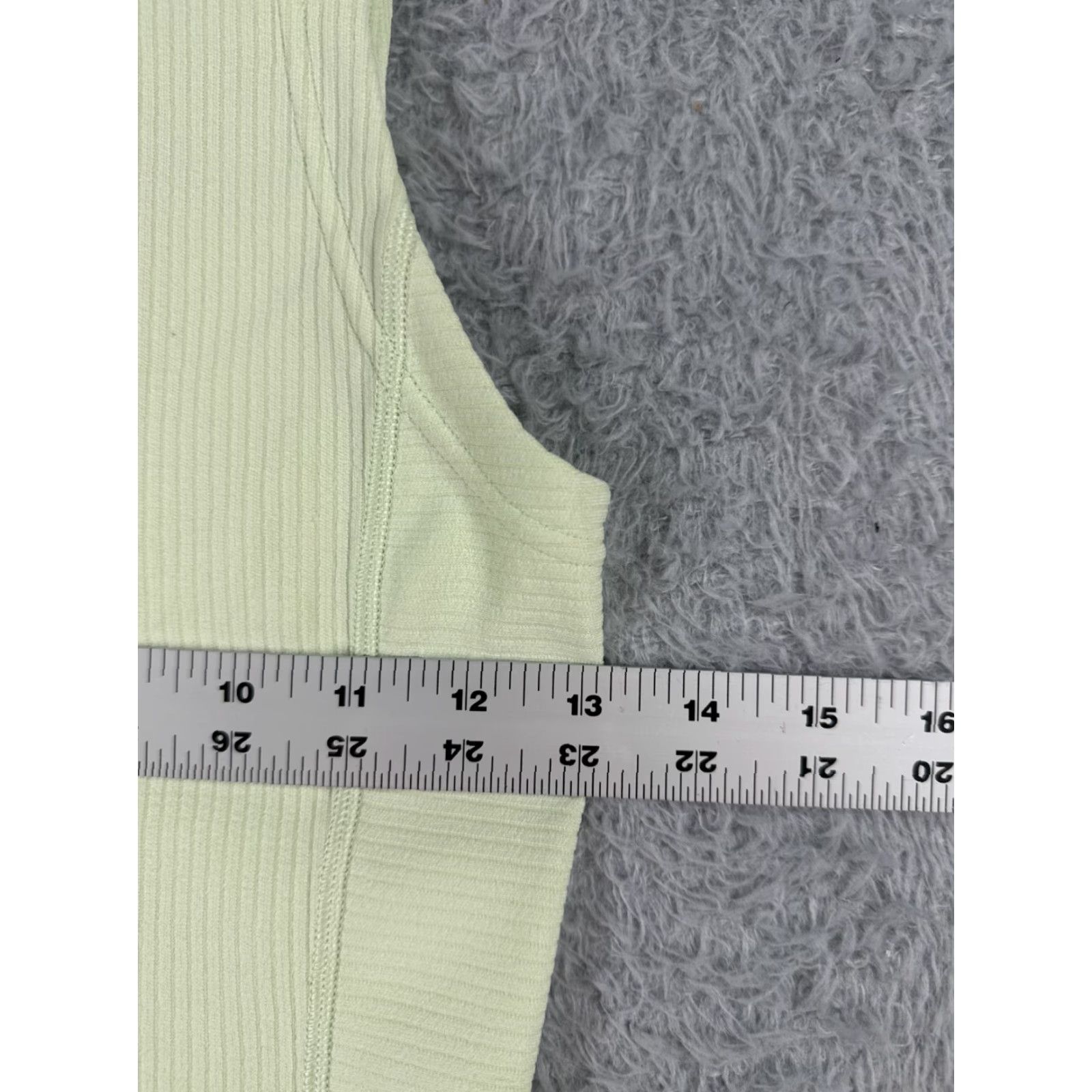 Lululemon Lululemon Shirt Women Cropped Tank Top Green Ribbed Softstreme Polyester 2 W1EDF Size XS / US 0-2 / IT 36-38 - 7 Thumbnail