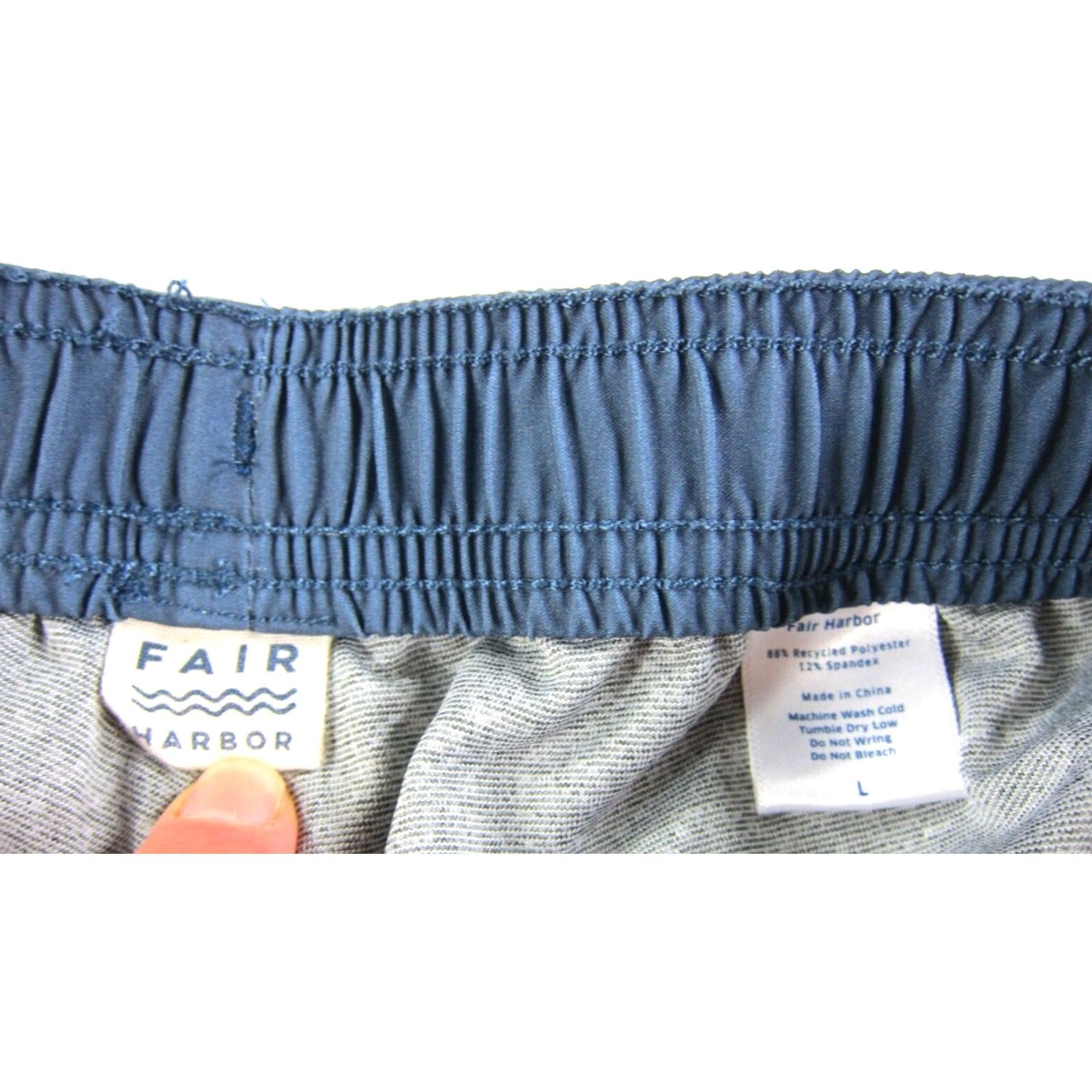 Vintage Fair Harbor Men L Blue Stripe Wave Lined Pocket Stretch Golf Hike Active Shorts Size US 33 - 3 Thumbnail