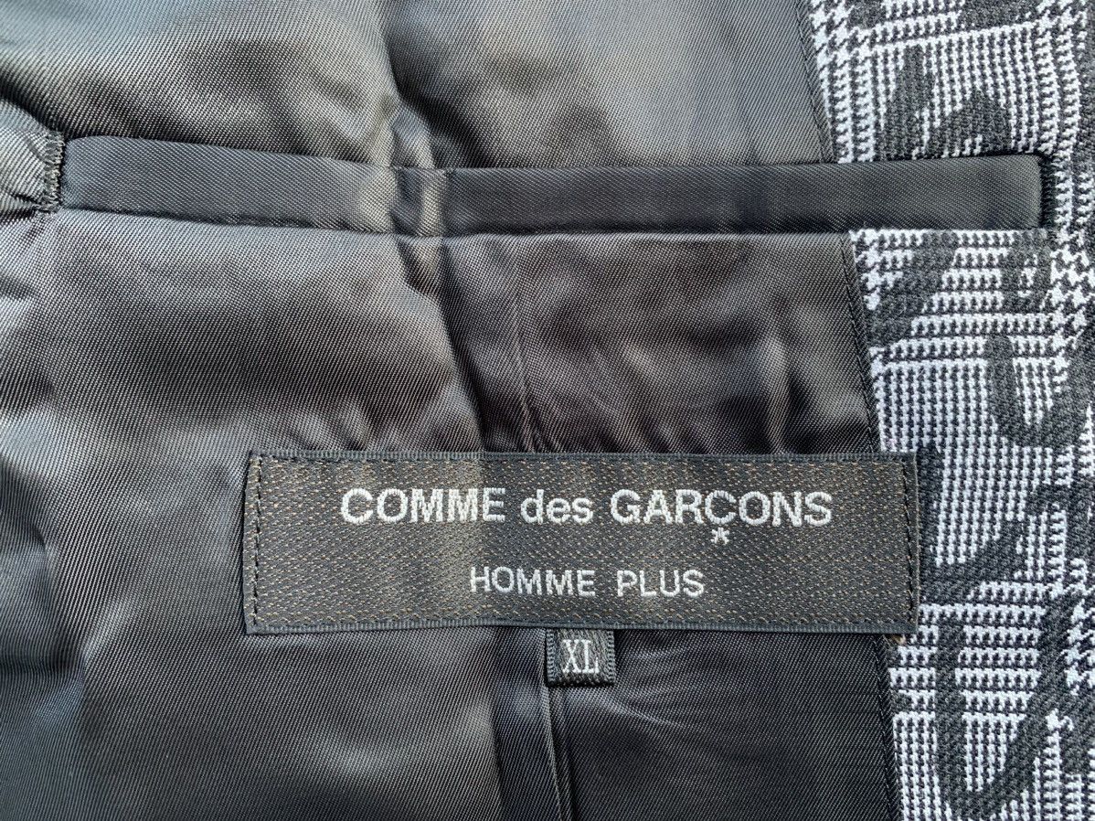 Comme des Garcons Homme Plus COMME DES GARÇONS HOMME PLUS EDWARD GOSS TEXT PRINT BLAZER Size US XL / EU 56 / 4 - 16 Thumbnail