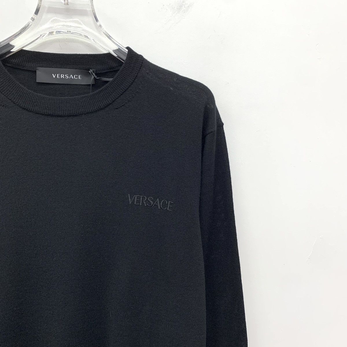Versace Versace Black Wool Long Sleeve Knit Sweater K26WX Size US S / EU 44-46 / 1 - 3 Thumbnail
