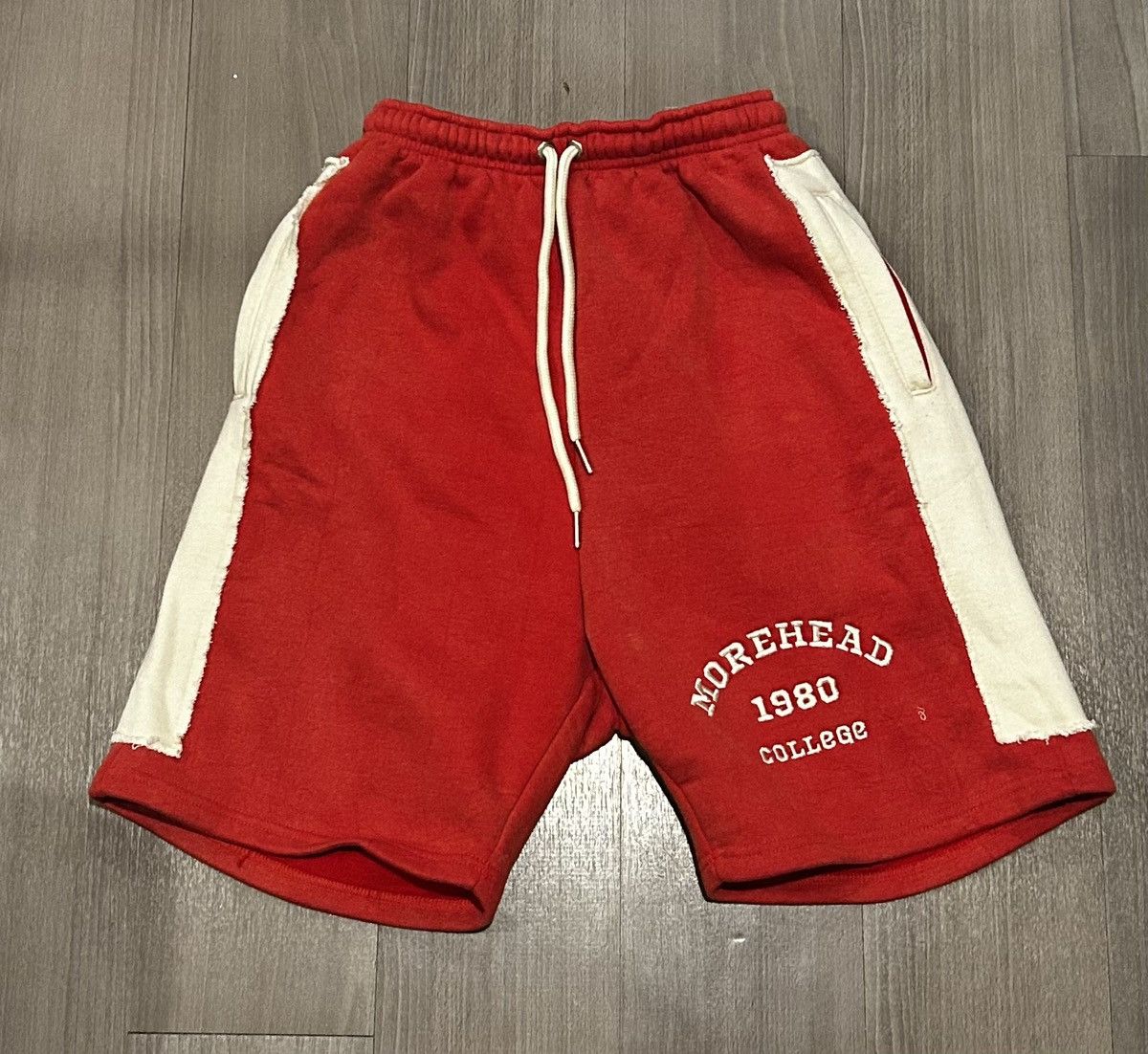 Other Morehead University embroidery shorts Size US 32 / EU 48 - 1 Thumbnail