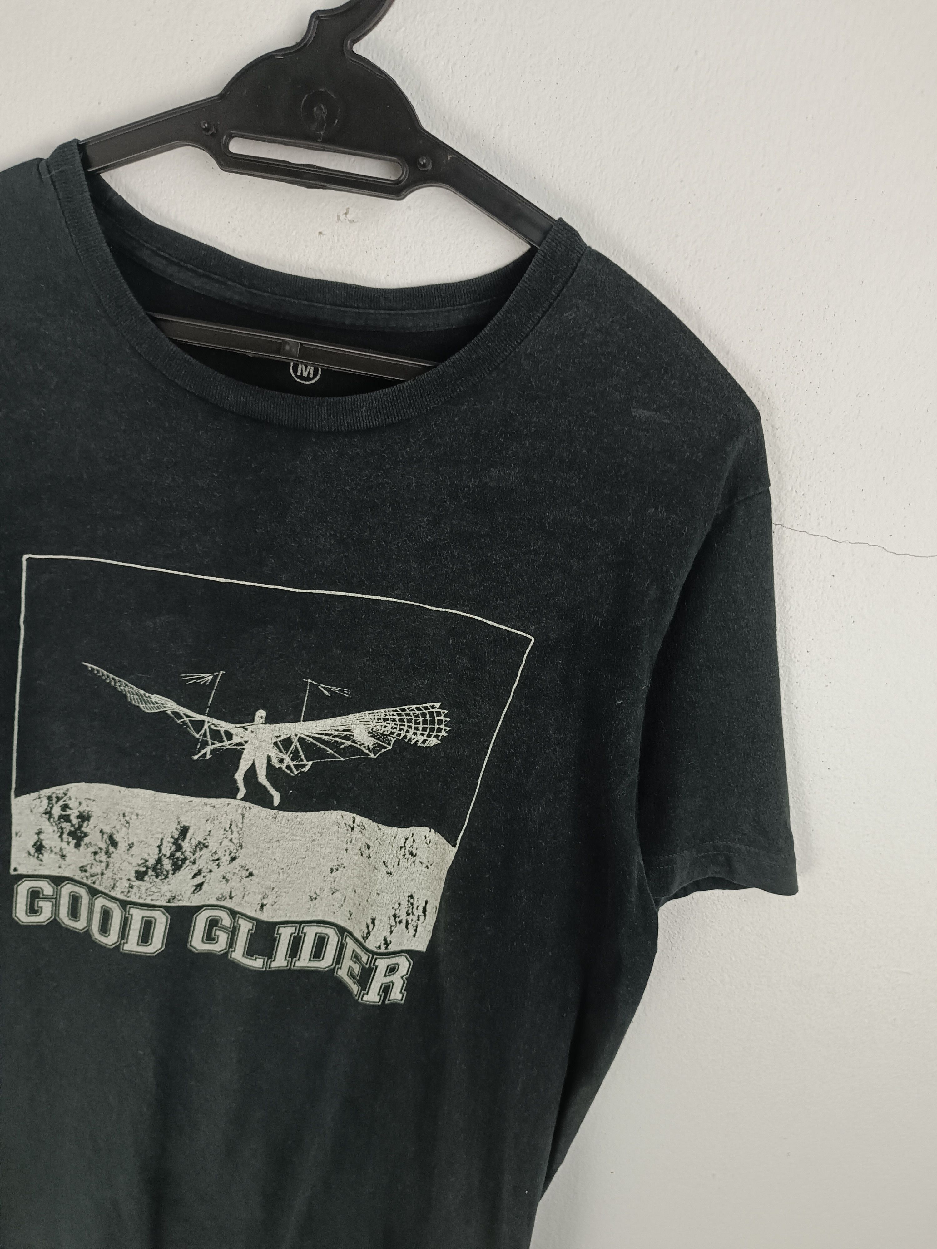Band Tees VINTAGE '11 BUMP OF CHICKEN GOOD GLIDER TOUR spitz radwimps Size US M / EU 48-50 / 2 - 8 Thumbnail