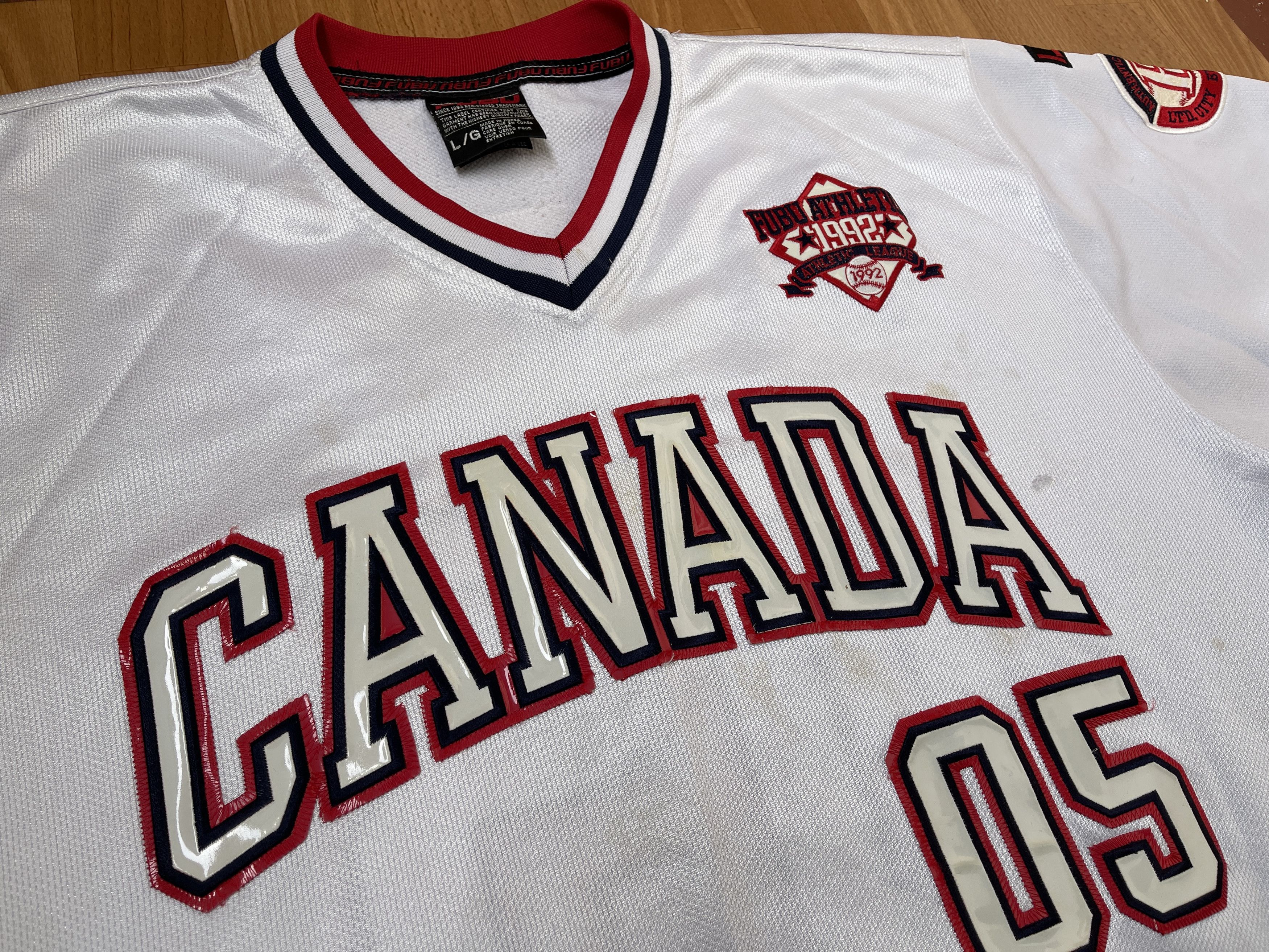 Fubu FUBU jersey, Canada, t-shirt City Series vintage hip hop L Size US L / EU 52-54 / 3 - 6 Thumbnail
