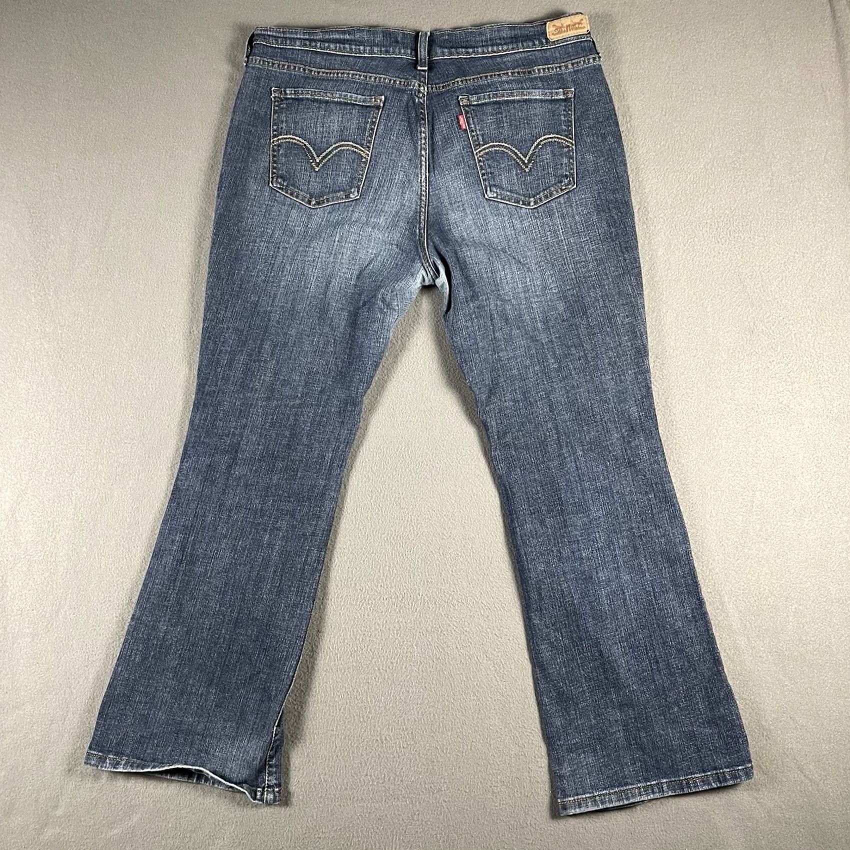 Levi's Levi's 515 Bootcut Jeans Women's Size 16S Medium Wash High Rise Denim 33x30 Blue Size 38" / US 16 / IT 52 - 2 Thumbnail