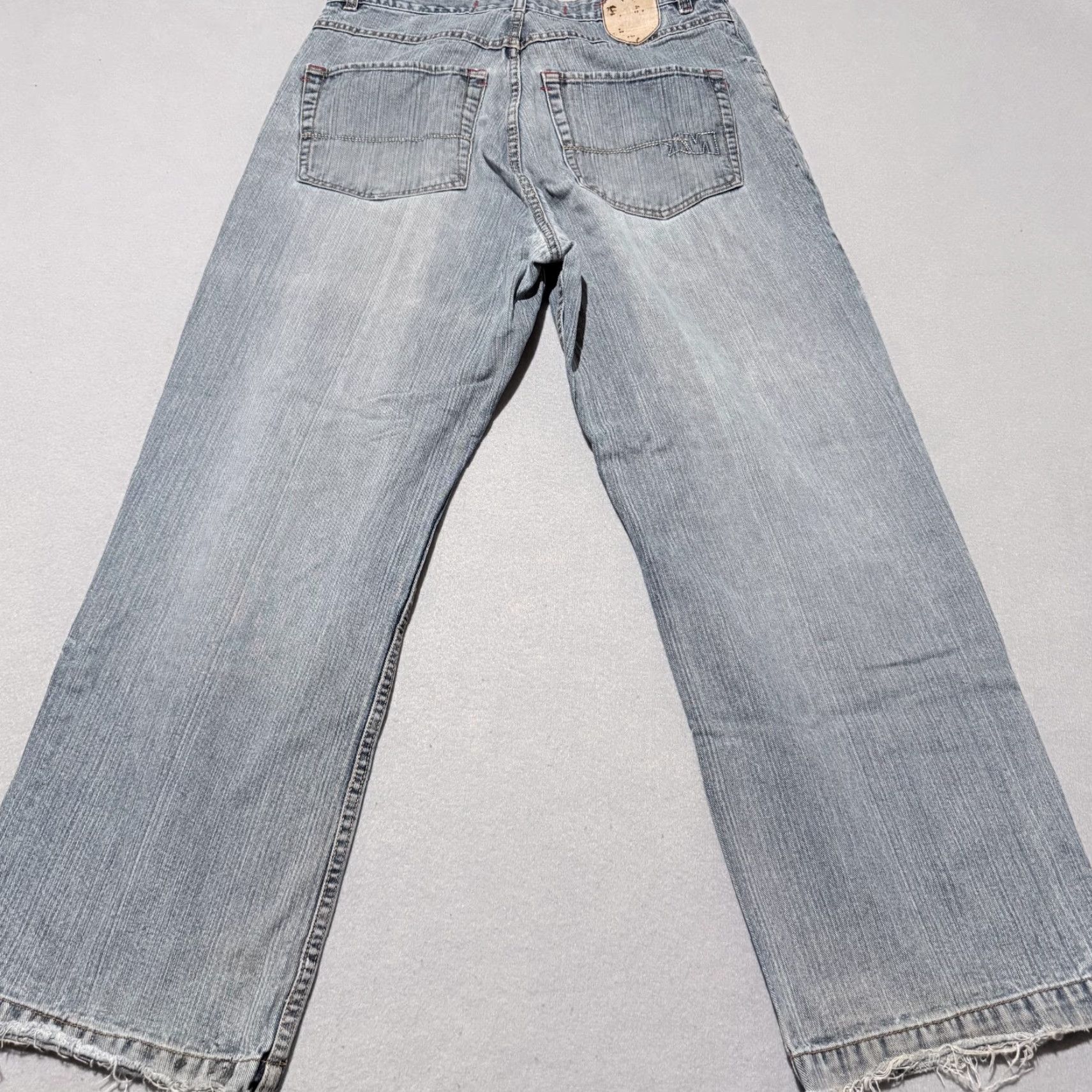 Vintage Mecca Jeans Blue Denim Mid Rise Relaxed Straight Zip Fly Y2K 34x28 Men Jeans Distressed 5-Pocket Denim Zip Closure Vintage No Size US 34 / EU 50 - 2 Thumbnail