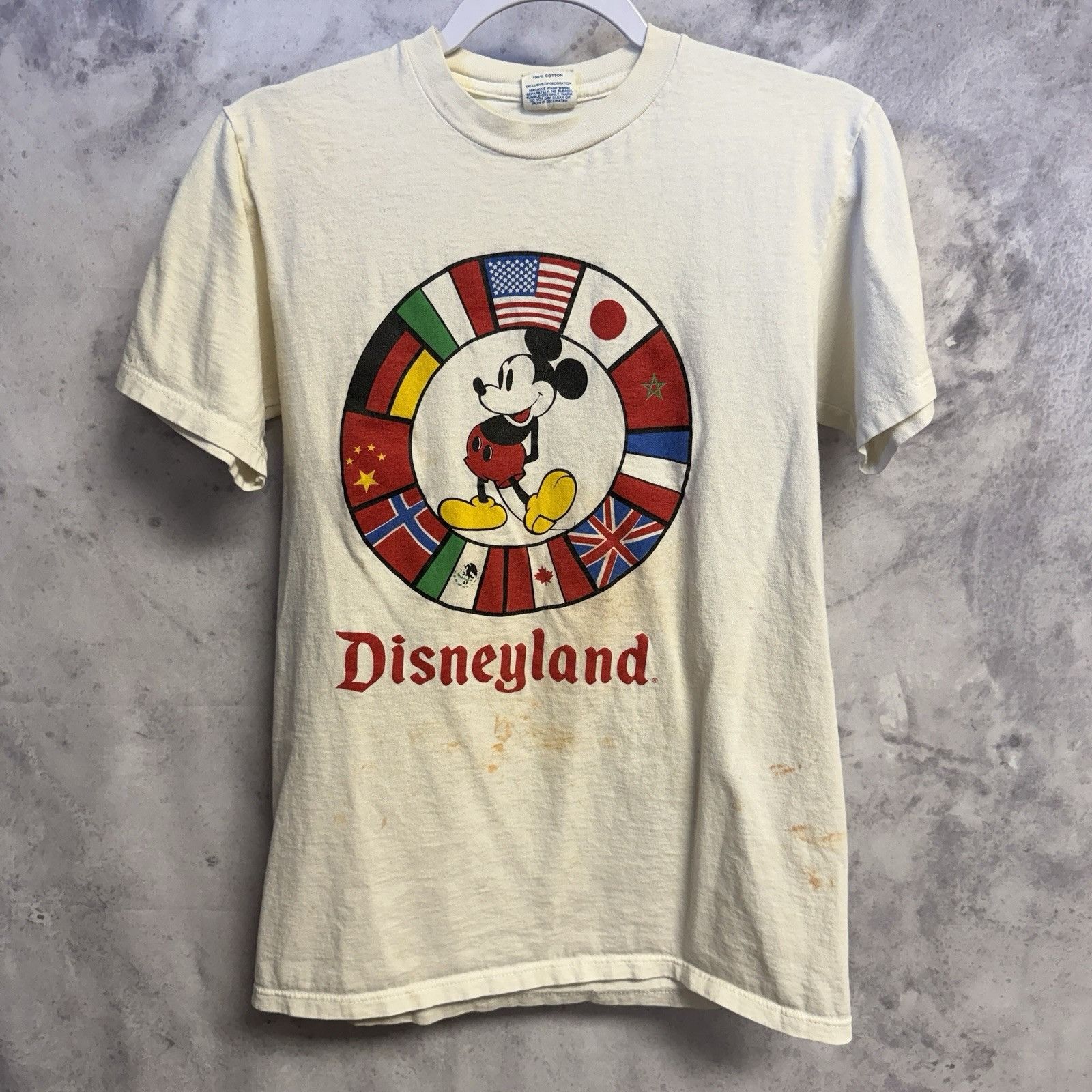Disney Vintage 80s Disneyland EPCOT T Shirt Mickey Mouse Flags USA Size US S / EU 44-46 / 1 - 1 Thumbnail