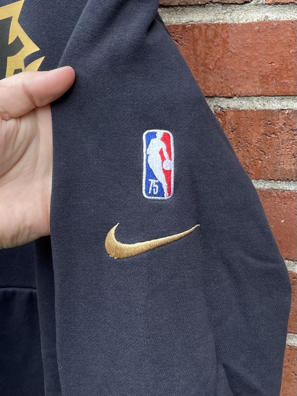 Nike Nike NBA Toronto Raptors Essential Black/gold Hoodie Size US L / EU 52-54 / 3 - 5 Thumbnail