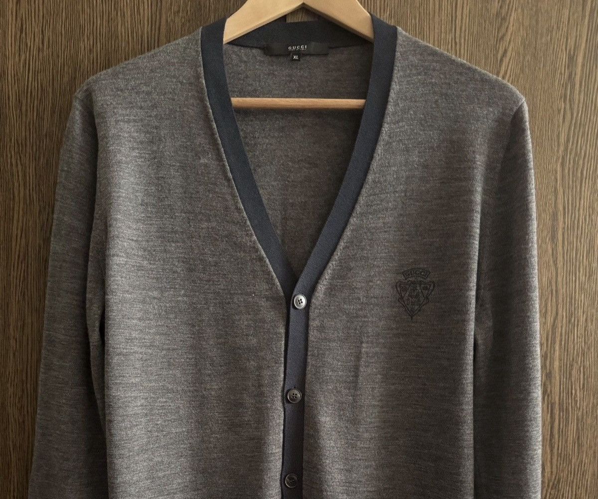 Gucci GUCCI by Frida Giannini 2007 Knight Logo Wool Cardigan Demna Size US XL / EU 56 / 4 - 1 Thumbnail