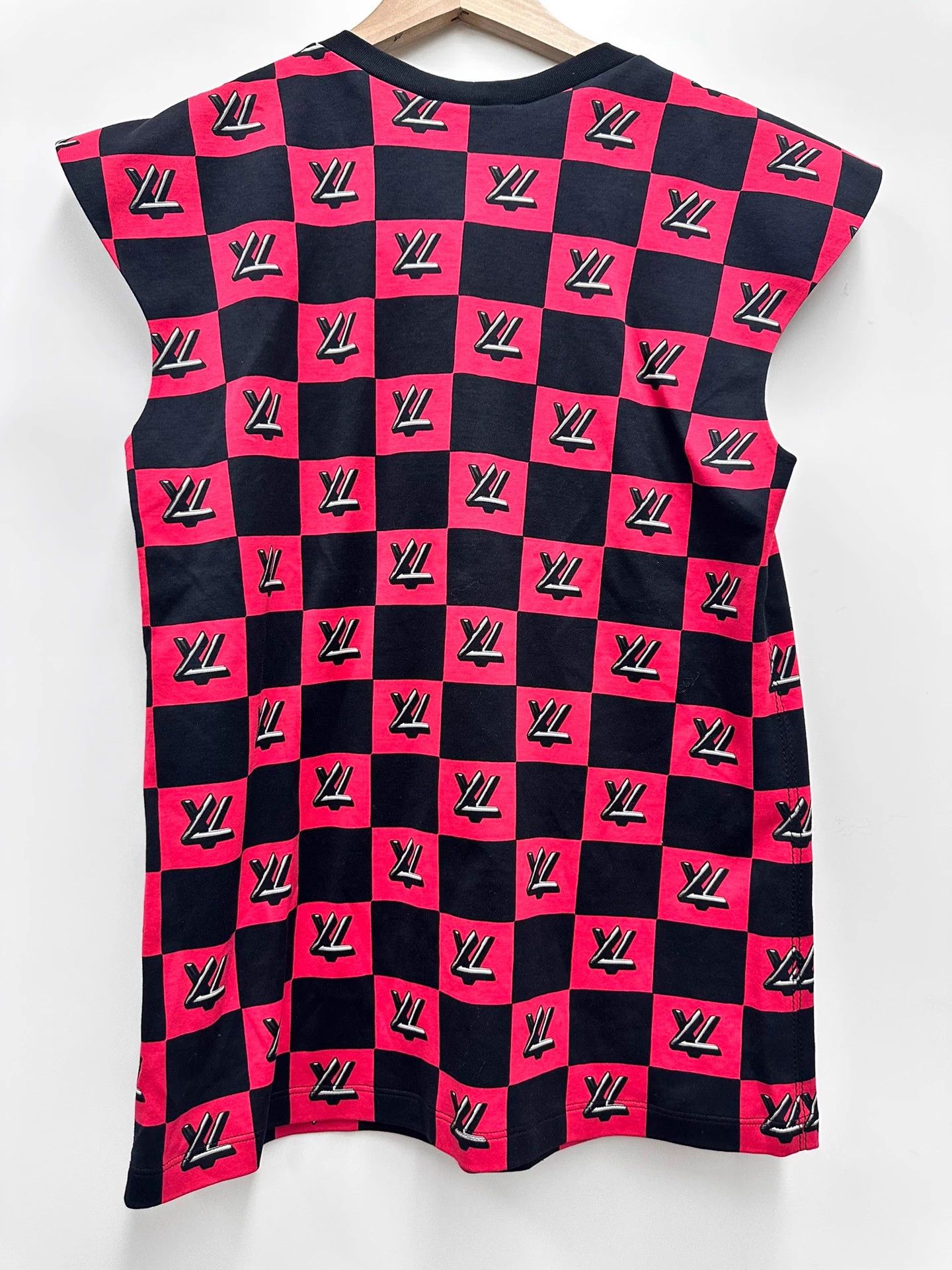 Louis Vuitton Louis Vuitton All Over Print Tank Top XL Size XL / US 12-14 / IT 48-50 - 2 Thumbnail