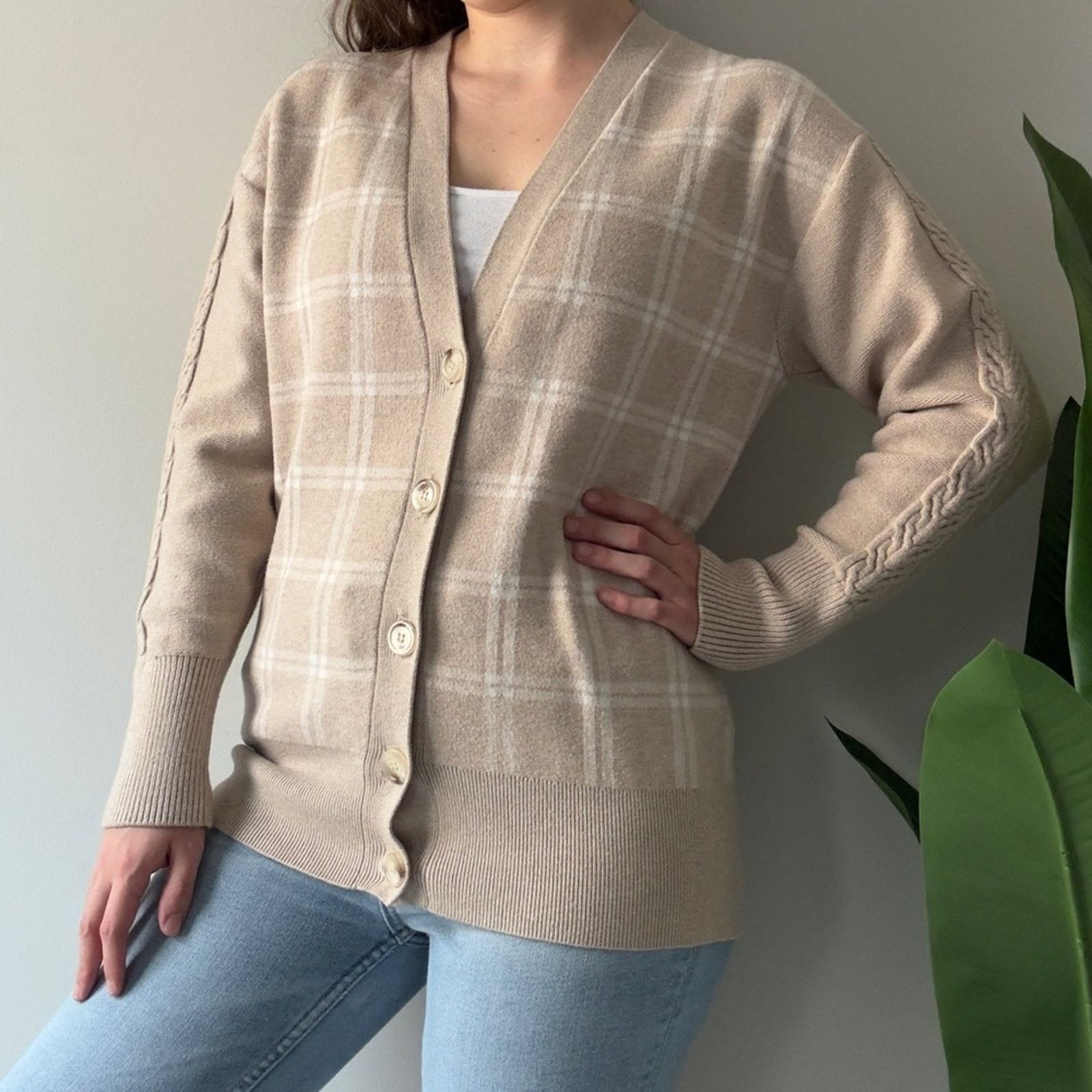 Joie Joie Beige Plaid Cardigan long sleeve cable knit accent EUC Size M / US 6-8 / IT 42-44 - 1 Thumbnail