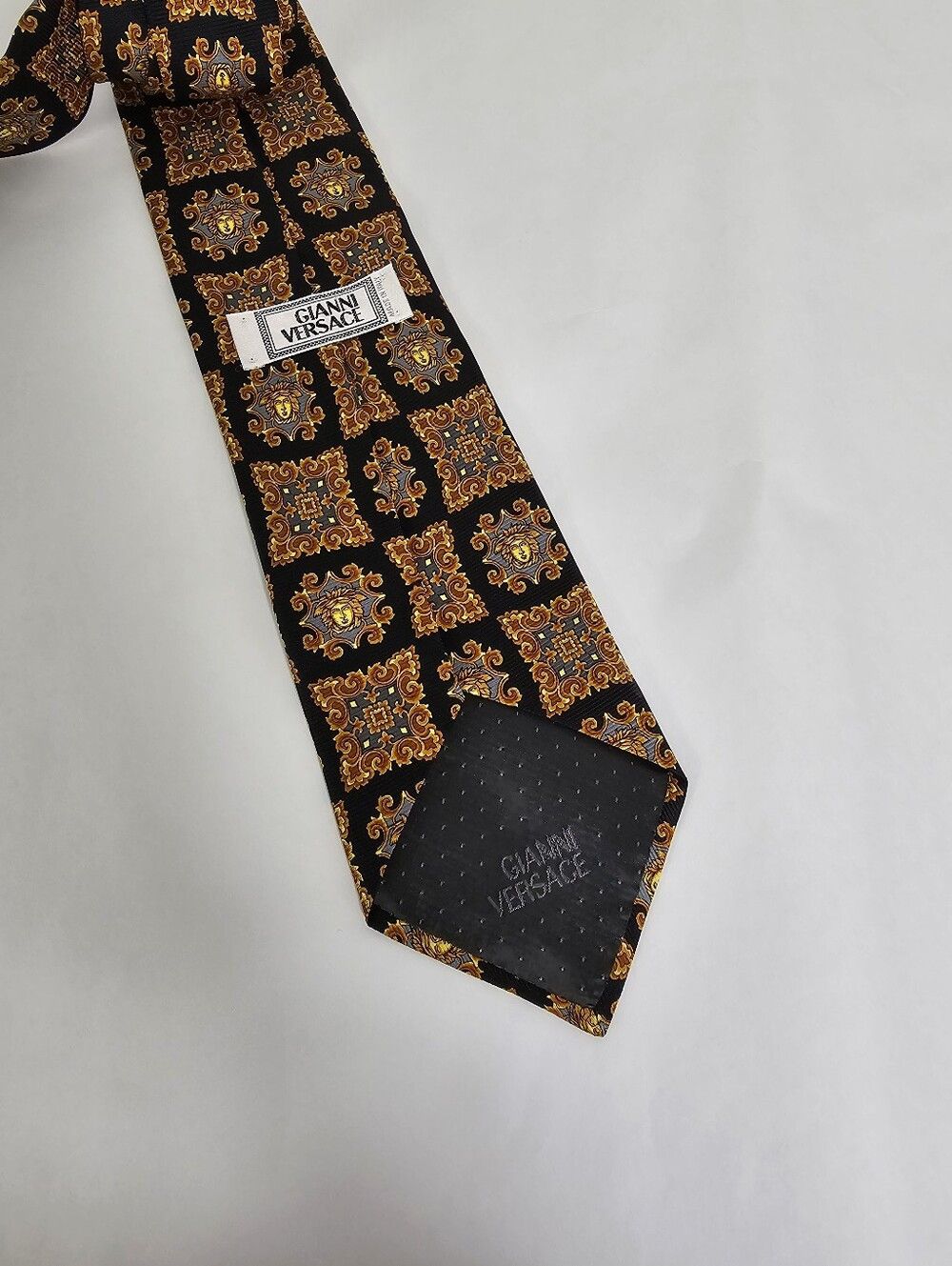 Versace Vintage Gianni Versace Medusa Baroque Silk Tie Navy Gold Size ONE SIZE - 4 Thumbnail