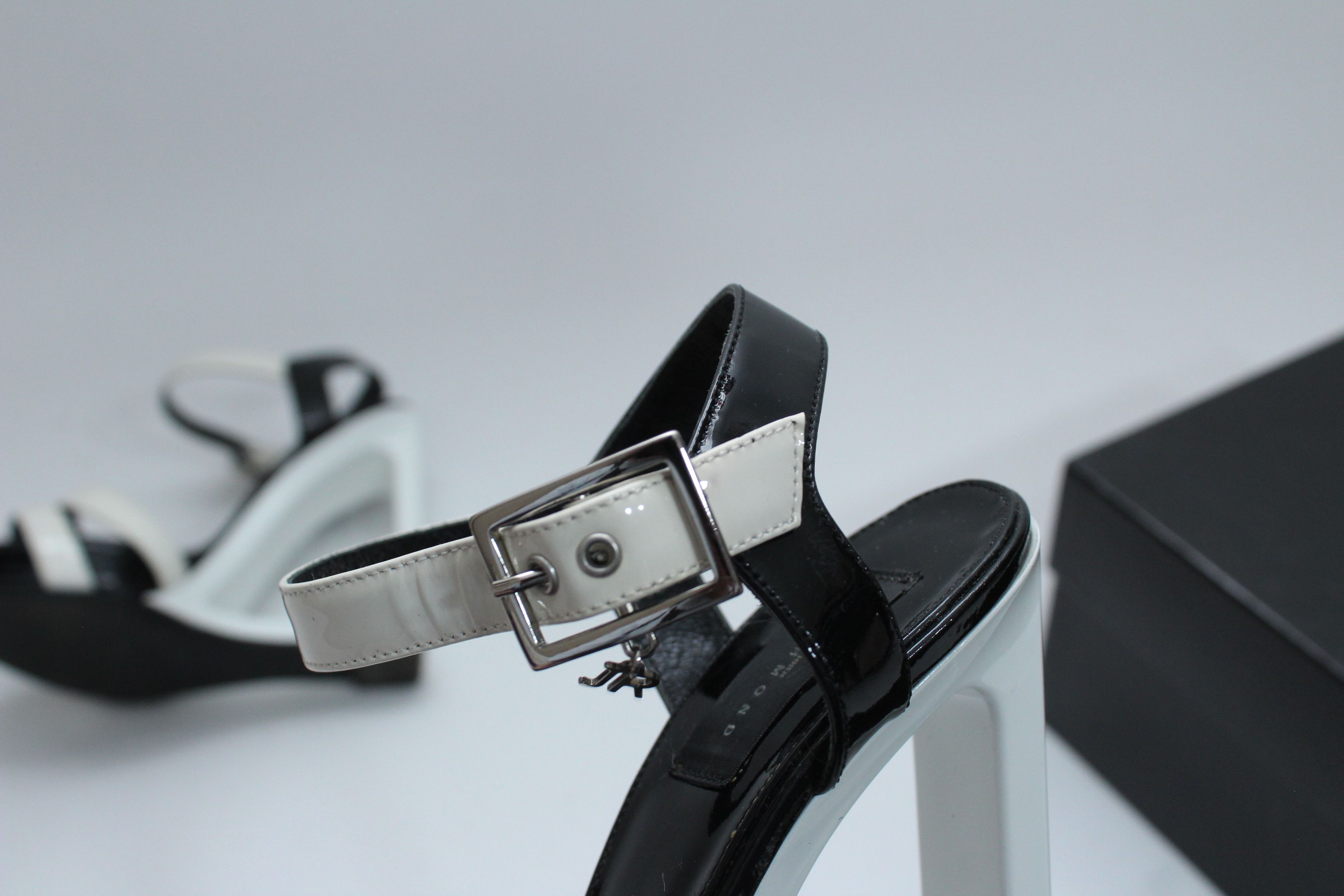Other John Richmond B&W Wedge Heel Sandals Size 37 Size US 7 / IT 37 - 8 Thumbnail