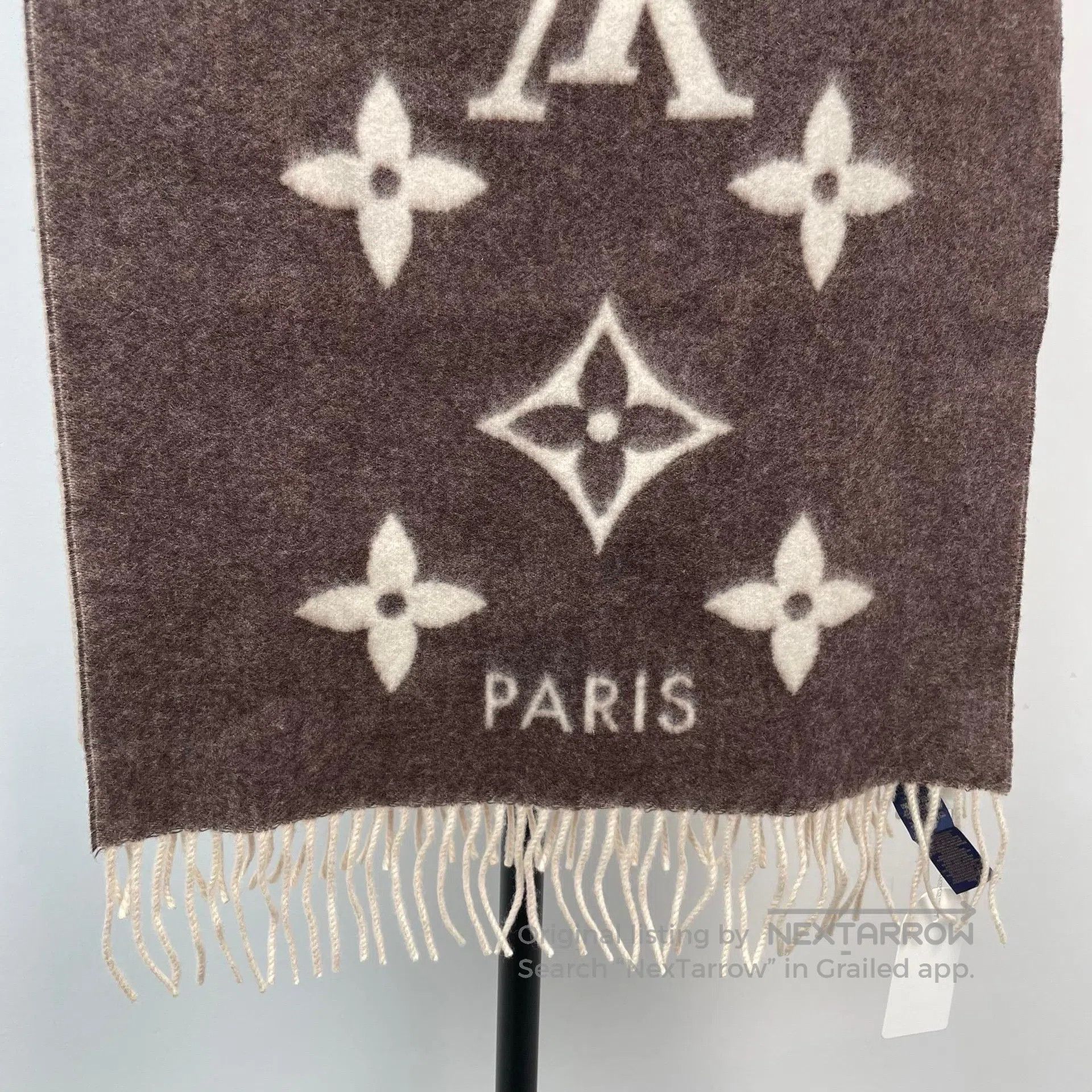 Louis Vuitton Louis Vuitton Caramel Brown Gradient Full Print Cashmere F Size ONE SIZE - 4 Thumbnail