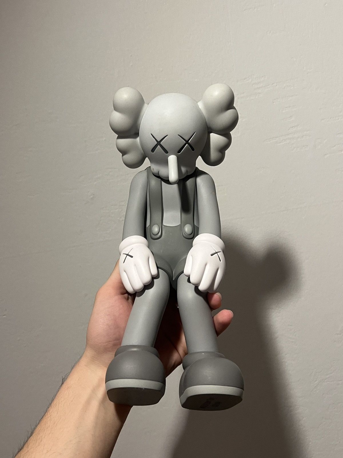 Kaws Kaws Small Lie Grey Size ONE SIZE - 2 Thumbnail
