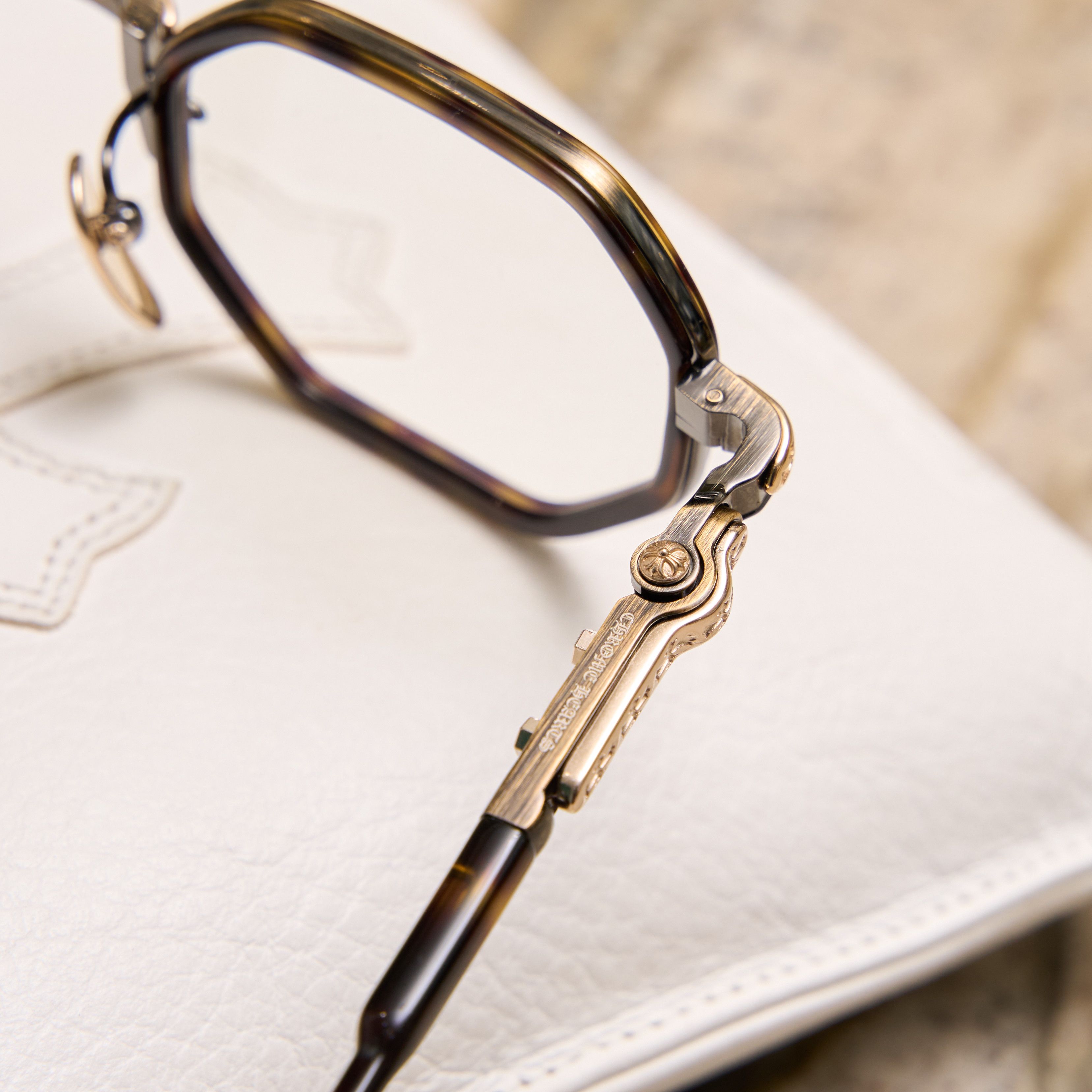 Chrome Hearts CHROME HEARTS TATTERS Dark Tortoise/Antique Gold Size ONE SIZE - 5 Thumbnail