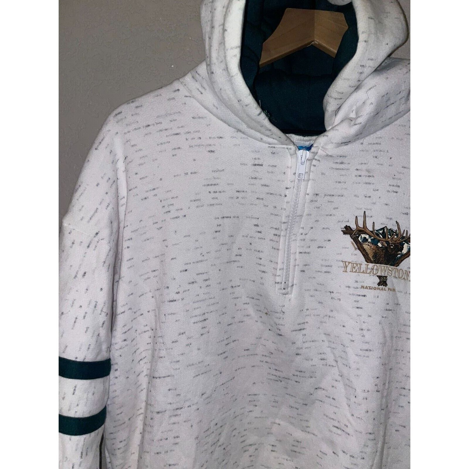 Vintage Vintage Yellowstone Hoodie National Park 1/4 Zip VTG 90s L Size US L / EU 52-54 / 3 - 4 Thumbnail