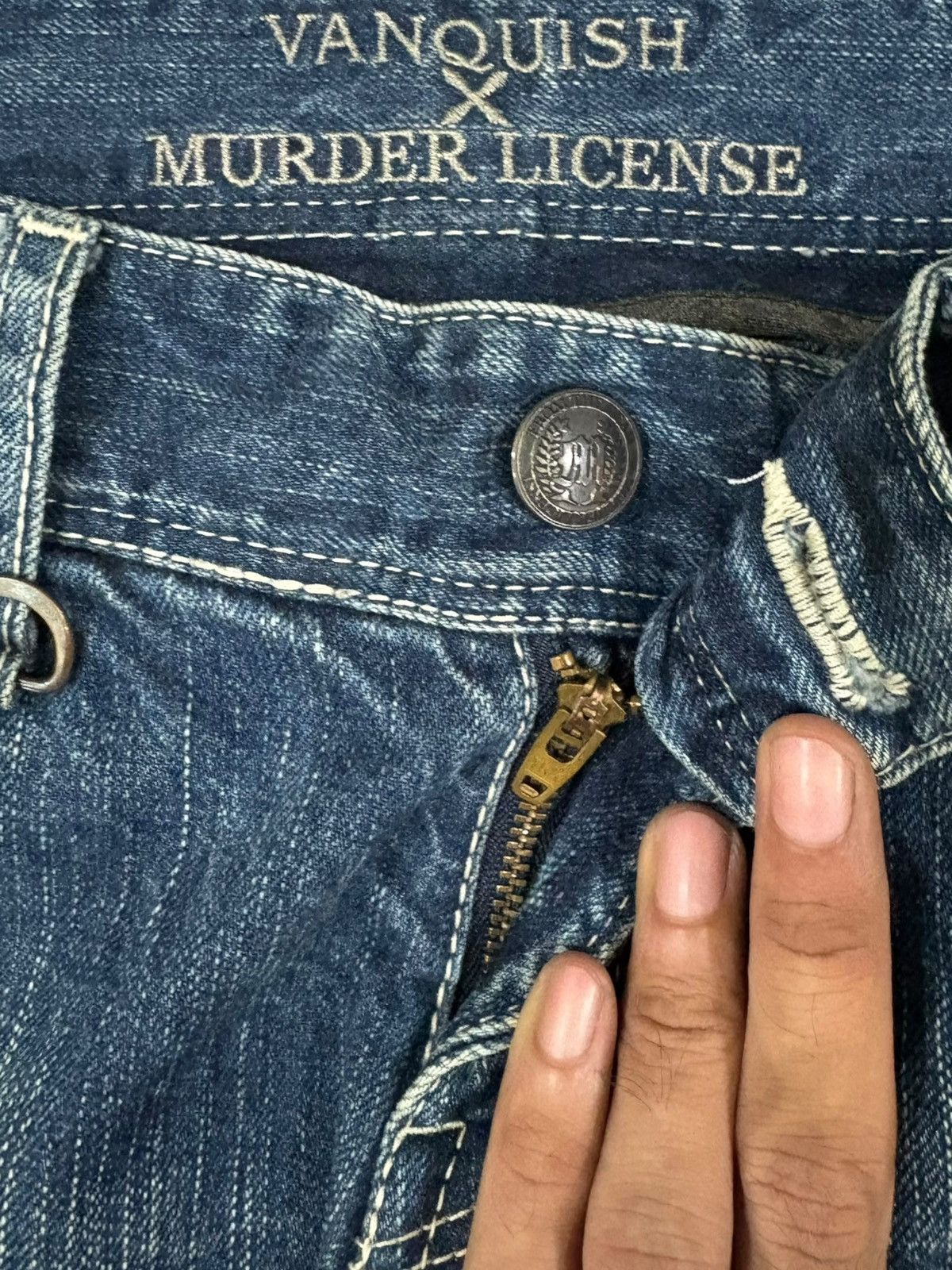 Japanese Brand Vintage Vanquish X Murder Licence Mud Faded Wash Jeans Size US 32 / EU 48 - 3 Thumbnail