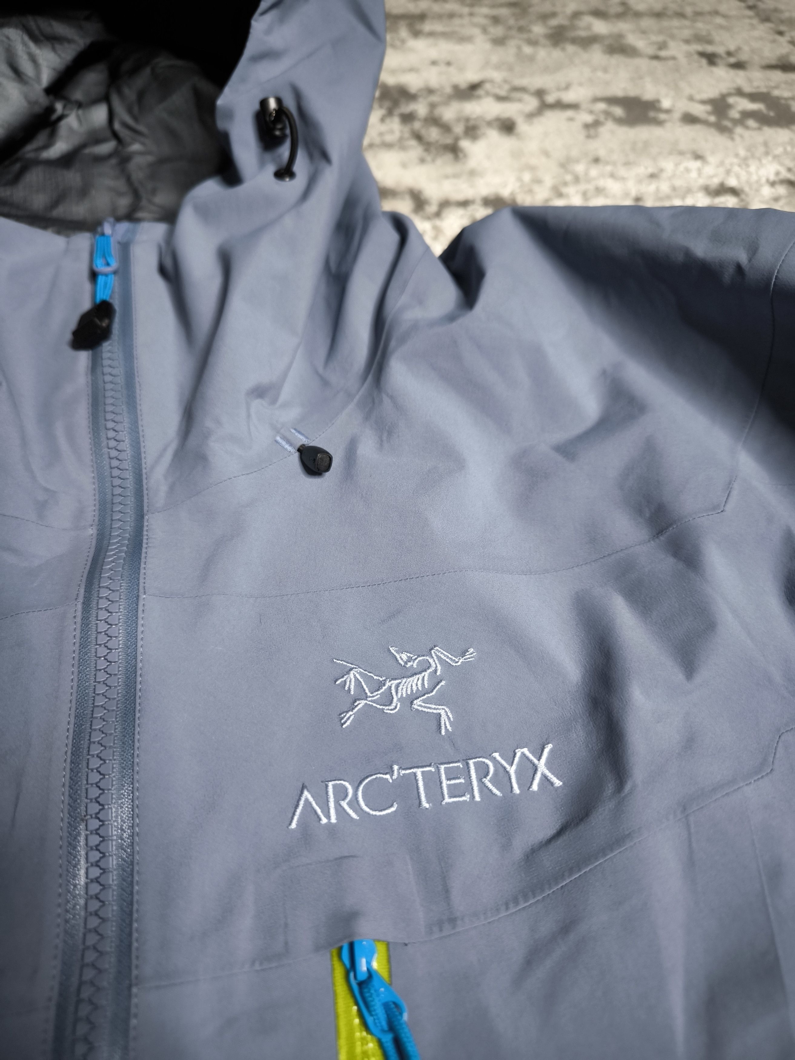 Arc'teryx Men's Arcteryx Alpha SV GORETEX PRO Jacket Size S Arc'teryx Size US S / EU 44-46 / 1 - 9 Thumbnail