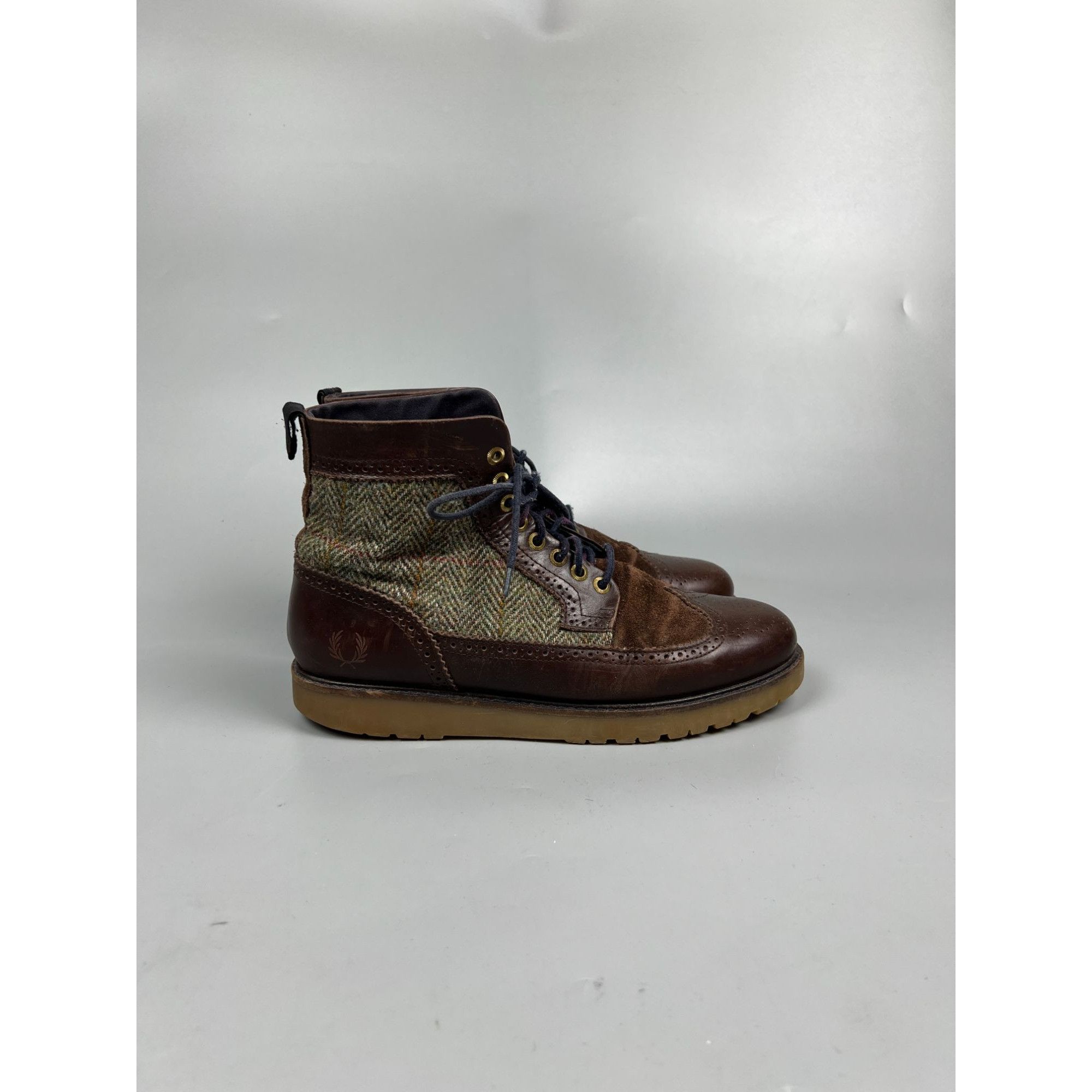 Fred Perry Harris Tweed for Fred Perry Suede Leather Boots (Y1026) Size US 10 / EU 43 - 1 Thumbnail