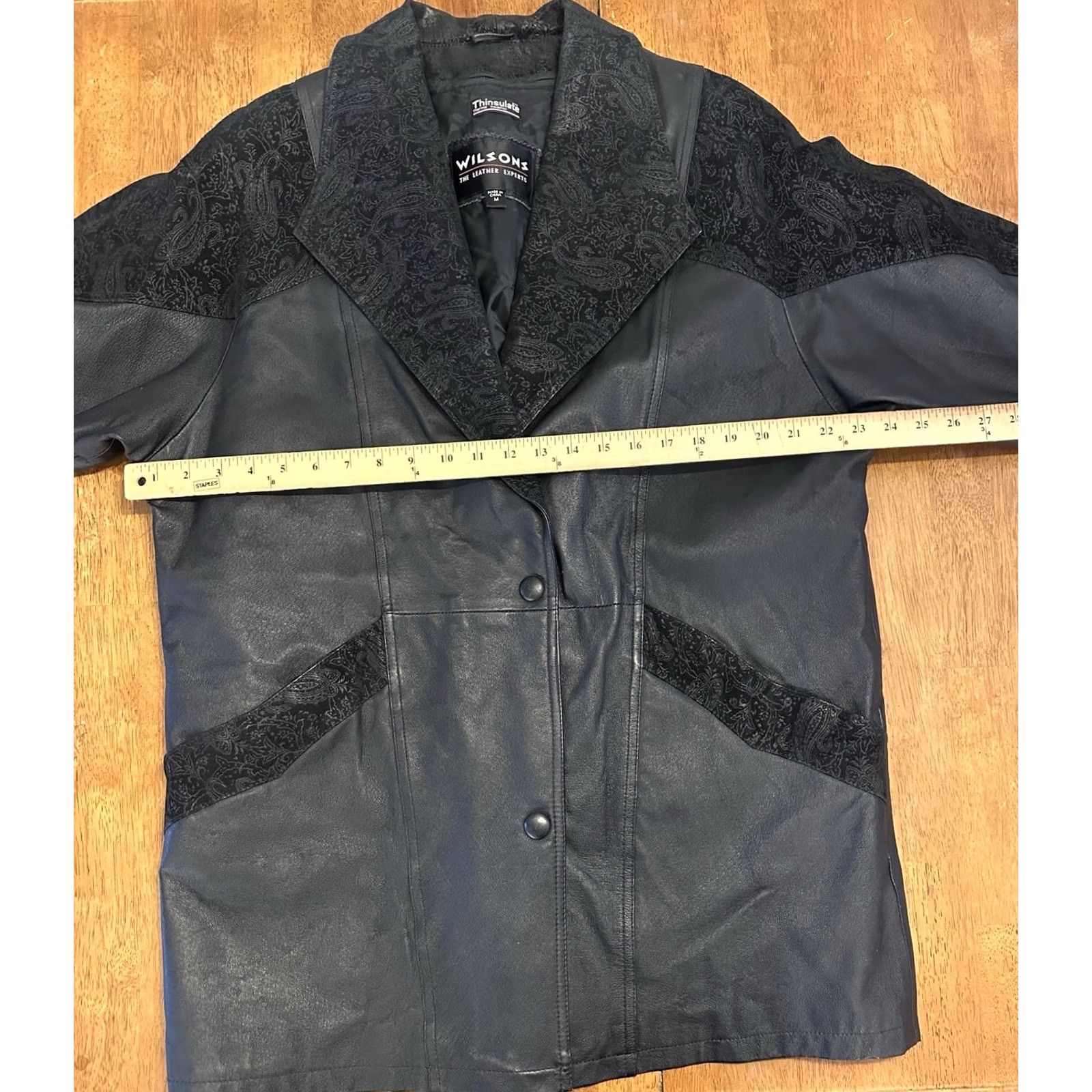 Vintage VINTAGE Wilson’s Thinsulate Leather Jacket Floral Trim Button Up Medium Black Suede Lined Buckle 80s Womens Size M / US 6-8 / IT 42-44 - 7 Thumbnail