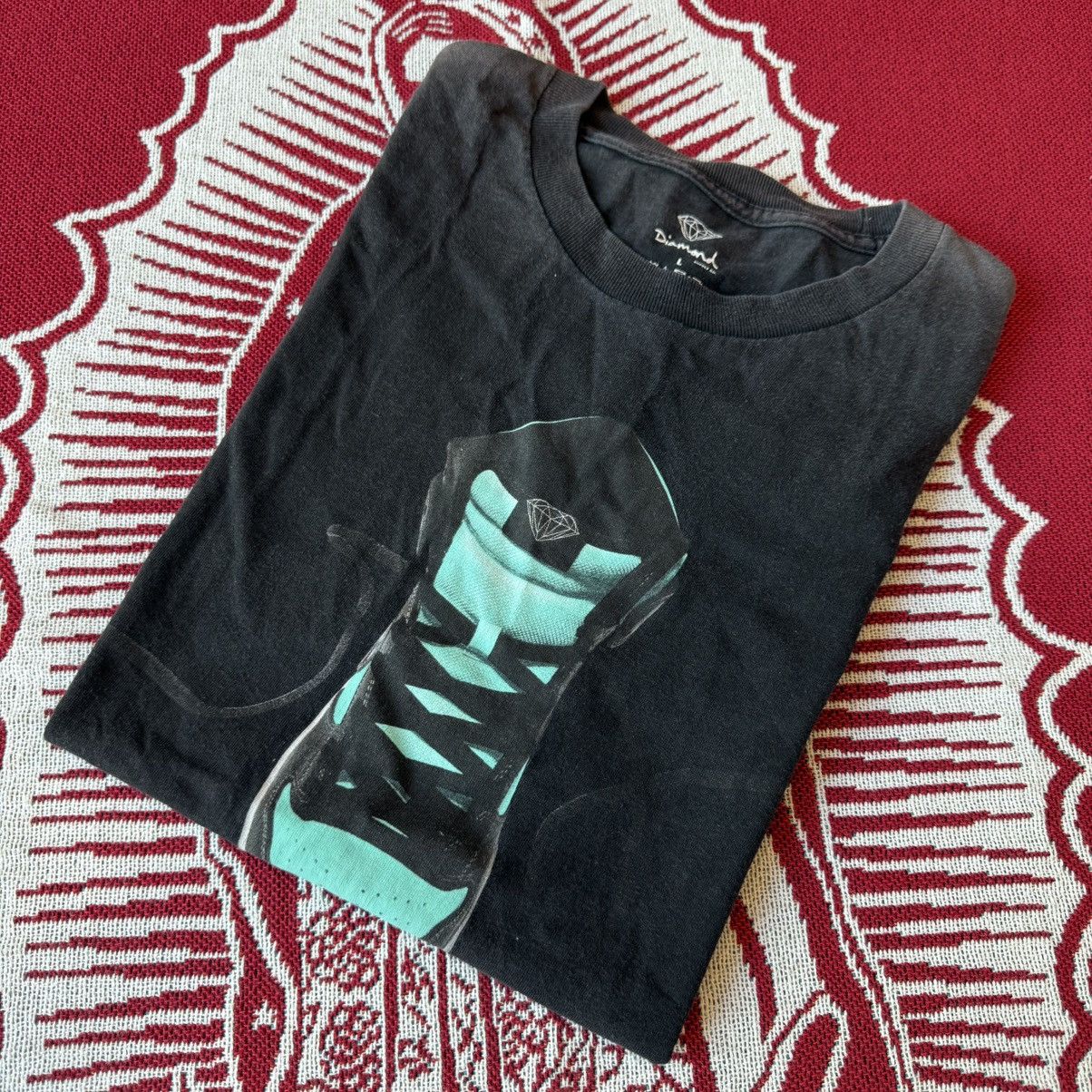 Used SS14 Diamond Supply Co. Nike SB Dunk High Tee Size L