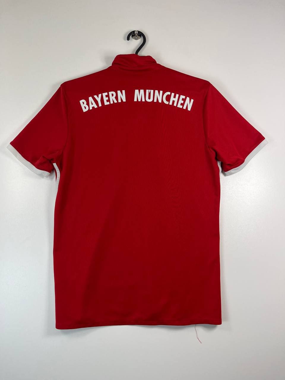 Adidas BAYERN MUNICH 2016 2017 HOME SHIRT FOOTBALL ADIDAS SIZE M Size US M / EU 48-50 / 2 - 7 Thumbnail