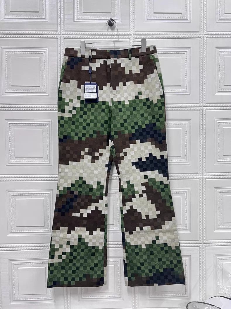 Louis Vuitton Louis Vuitton size US 50 Fei Dong Co-branded Camouflage Che Size US 34 / EU 50 - 1 Thumbnail