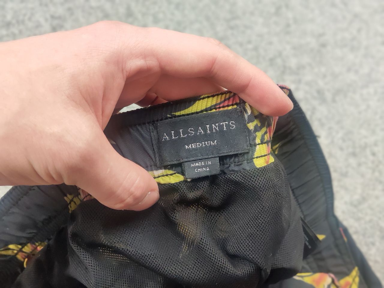 Allsaints Allsaints Hibiscus Swim Casual Nylon Floral Pattern Shorts Size US 32 / EU 48 - 16 Thumbnail